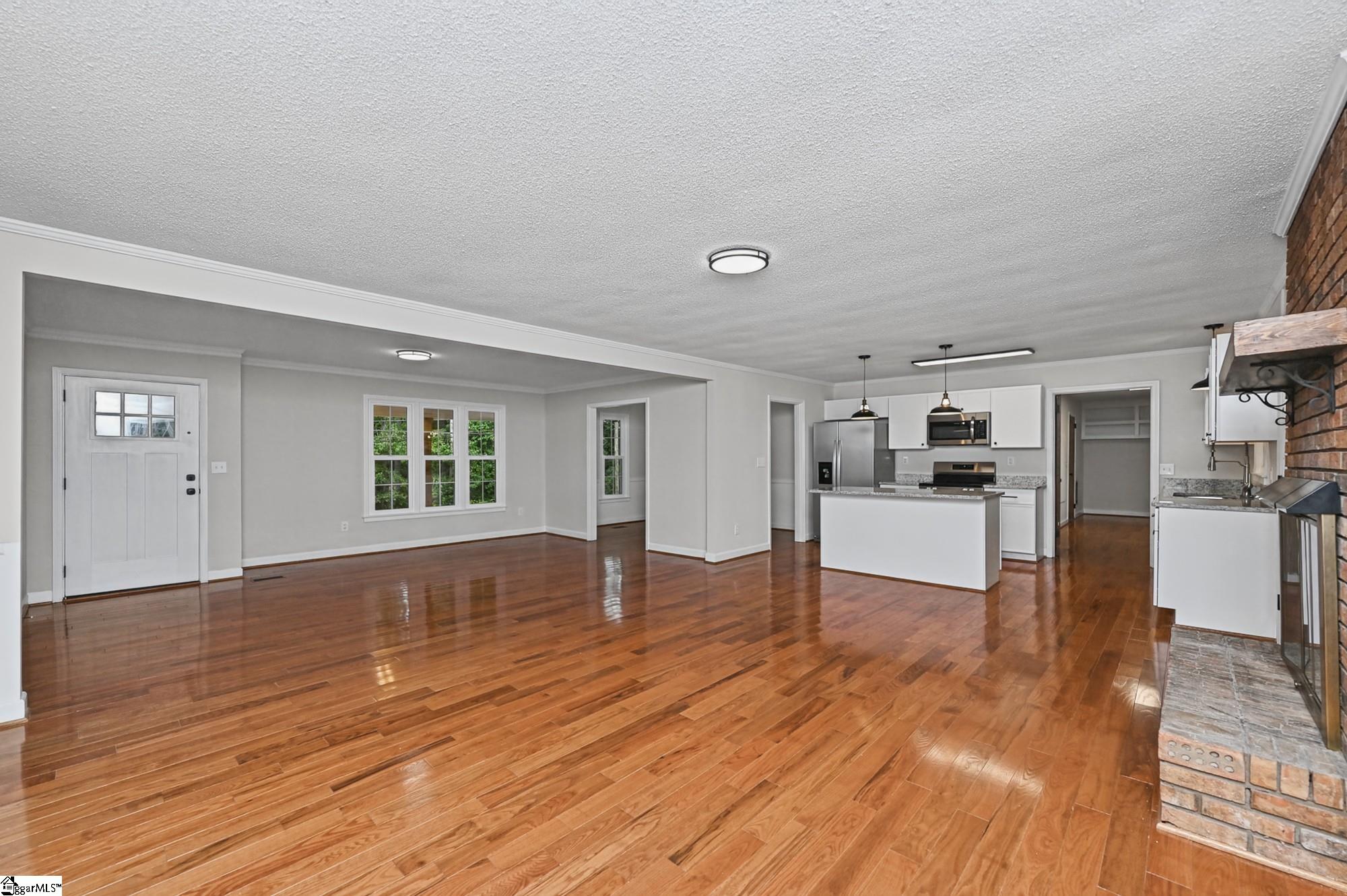 202 Elmhurst Road Property Photo 7