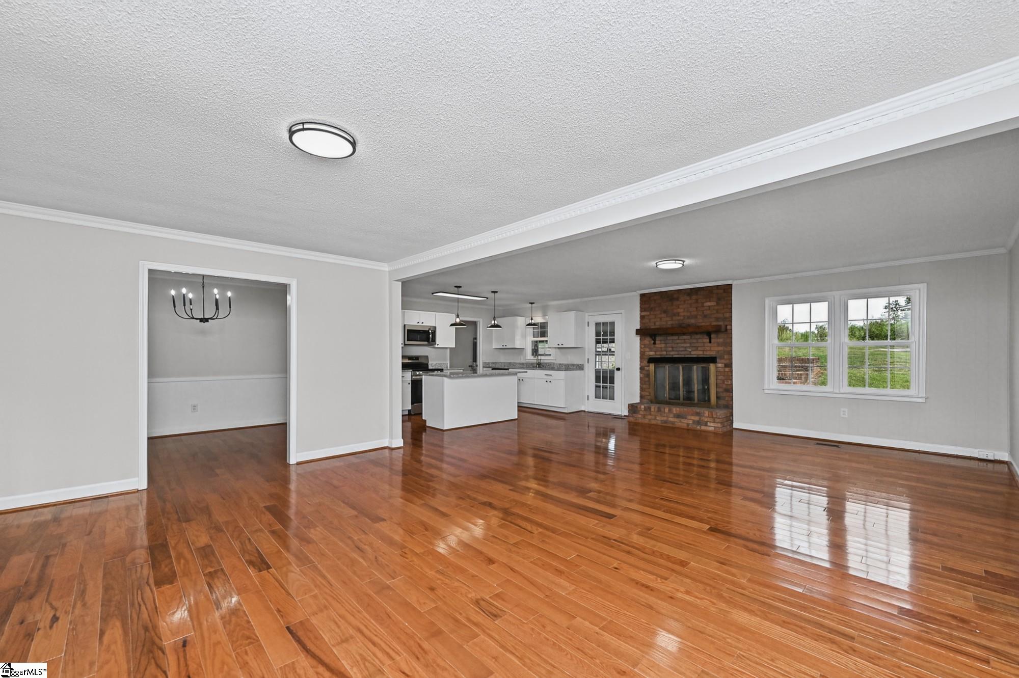 202 Elmhurst Road Property Photo 8