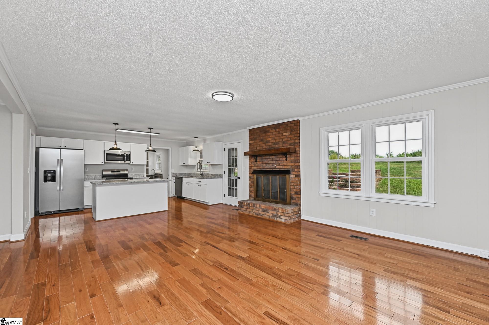 202 Elmhurst Road Property Photo 10