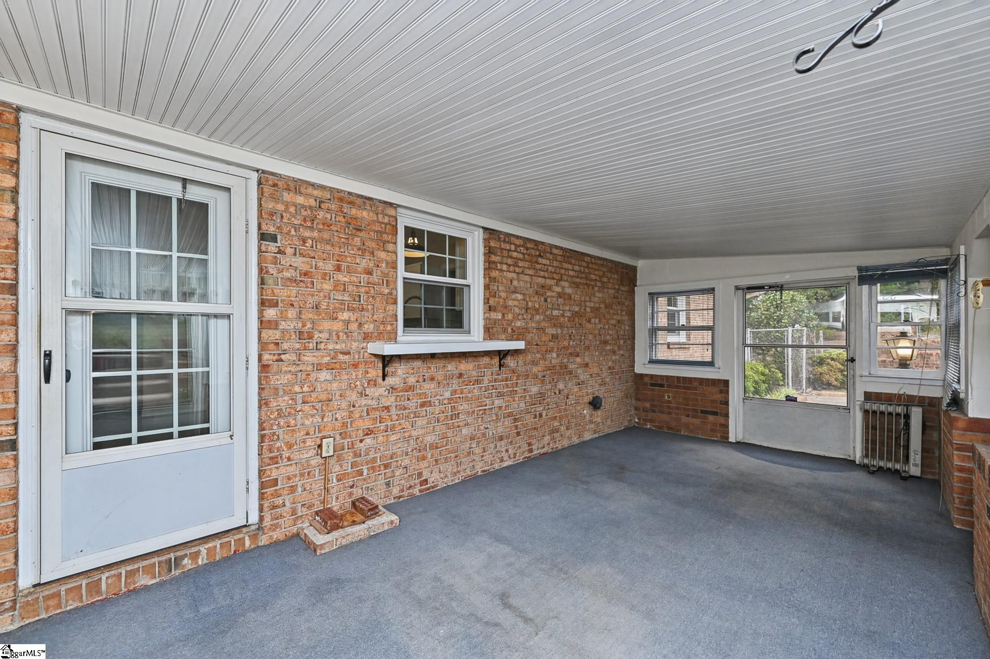 202 Elmhurst Road Property Photo 31