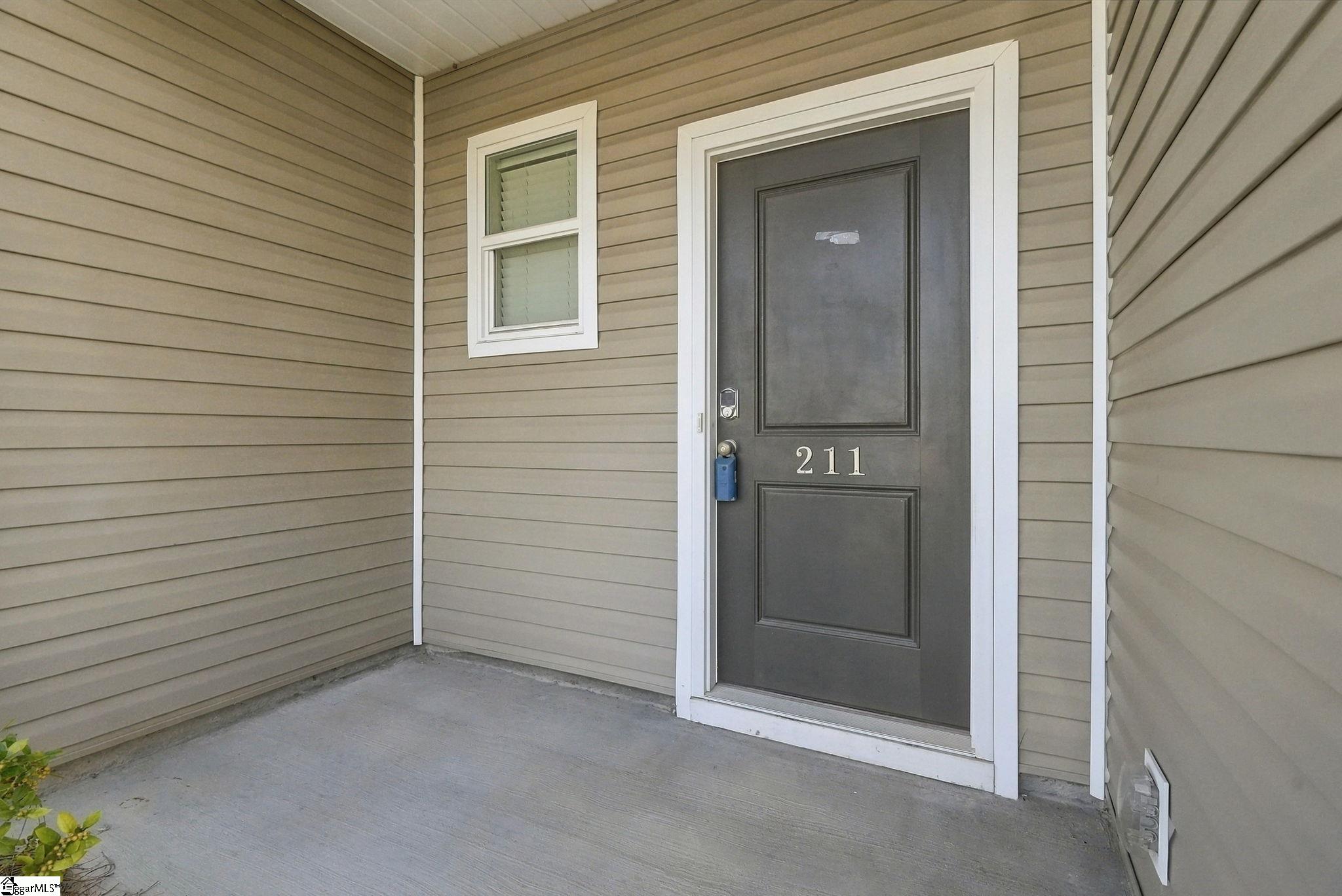 211 Stone Fruit Court Property Photo 3