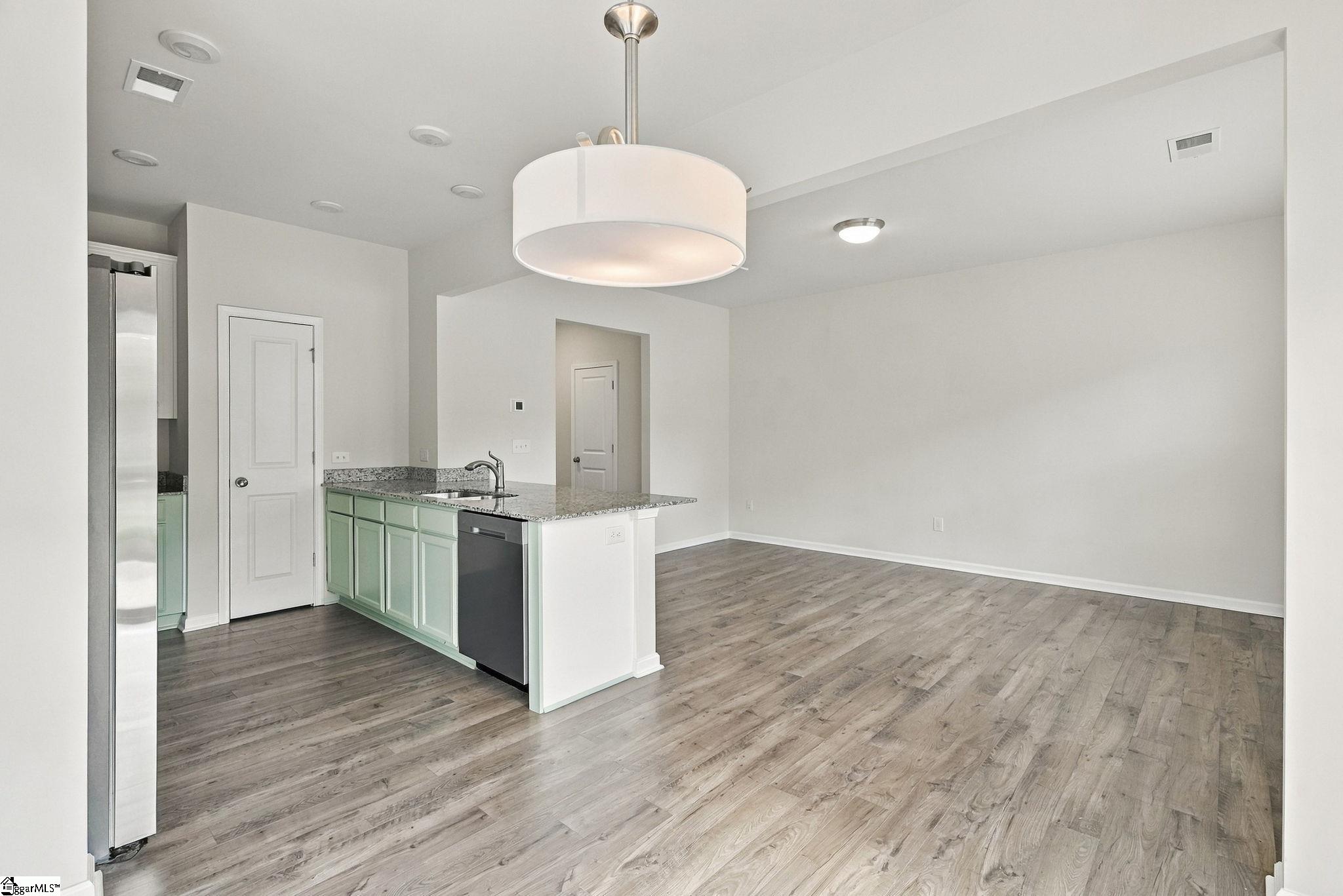 211 Stone Fruit Court Property Photo 12