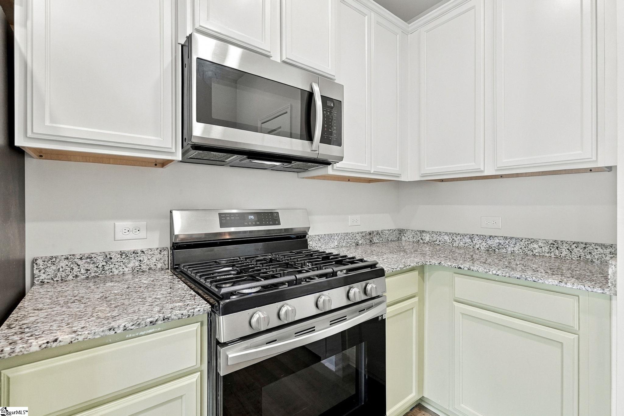 211 Stone Fruit Court Property Photo 16