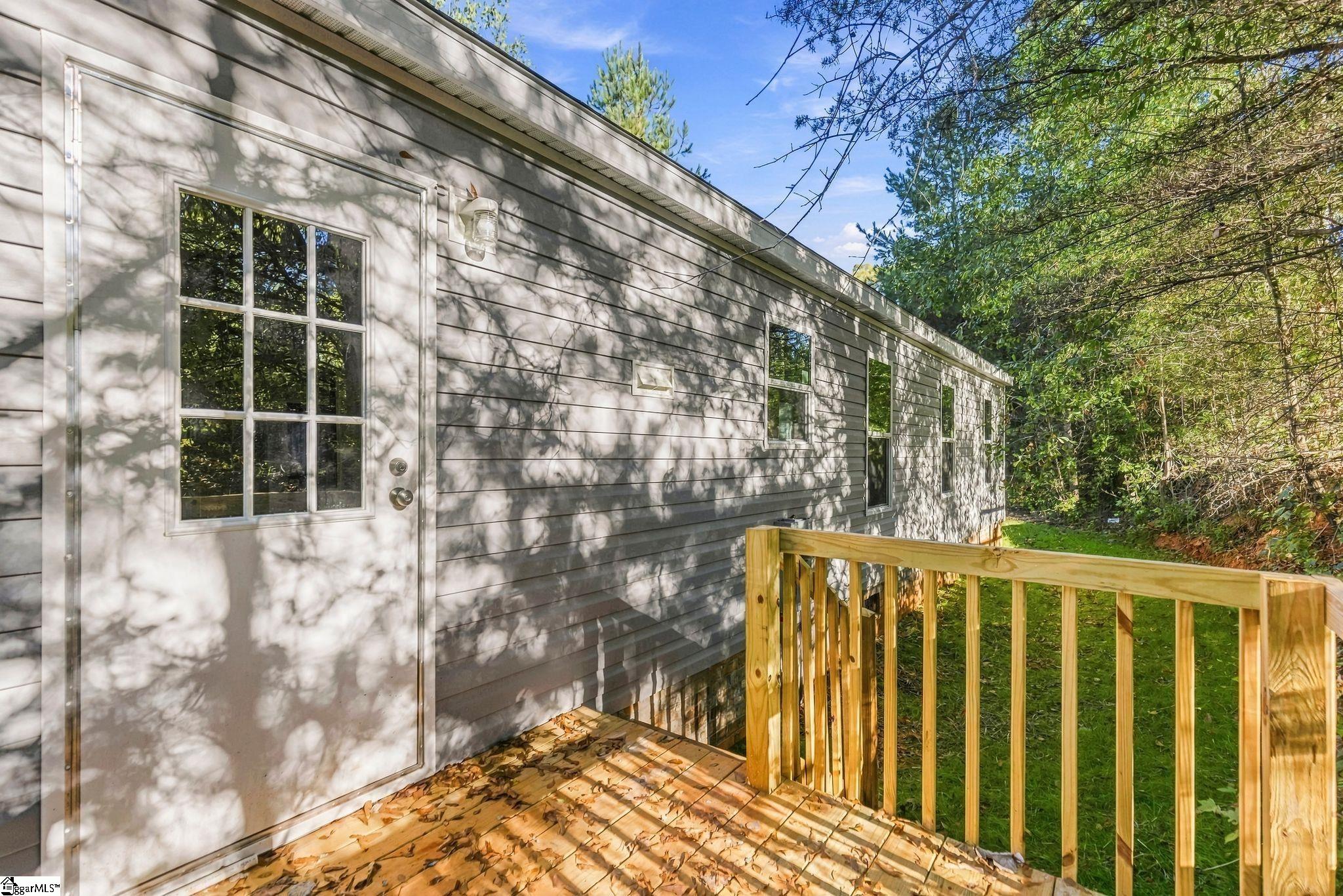 120 Chastain Drive Property Photo 8