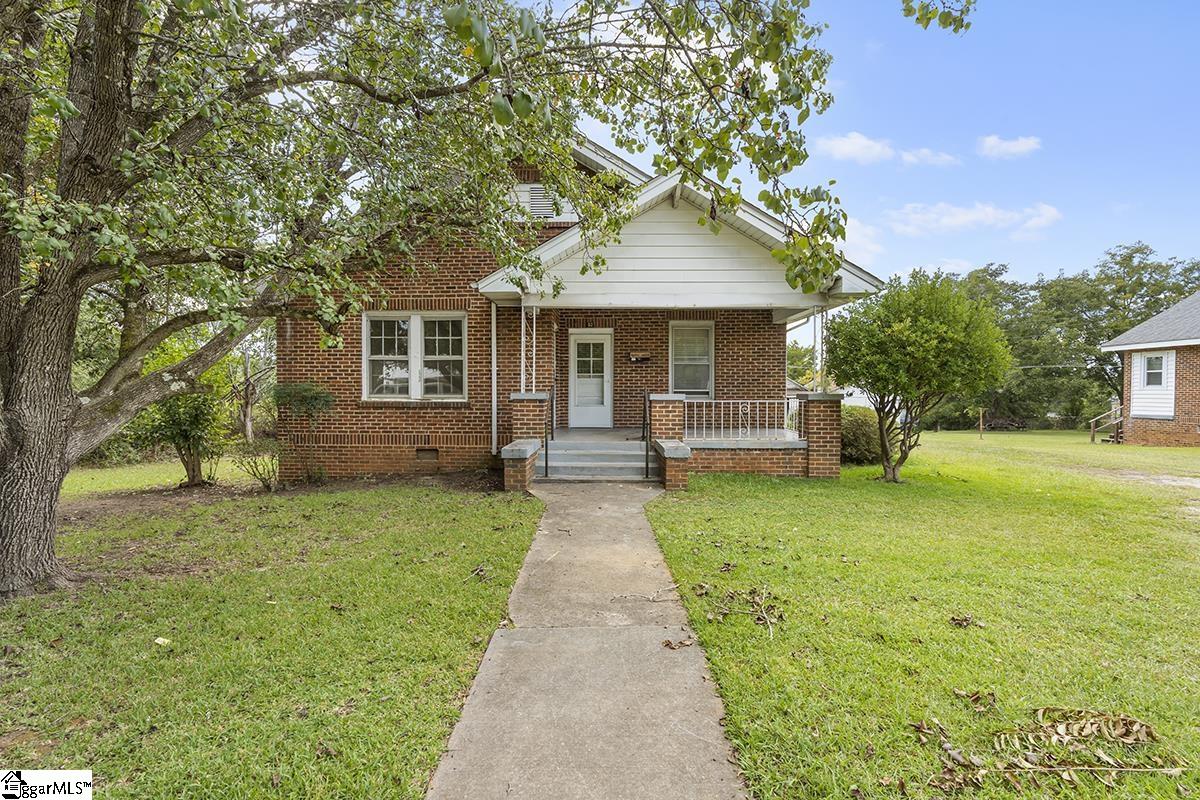 92 Fourth Street Property Photo 1