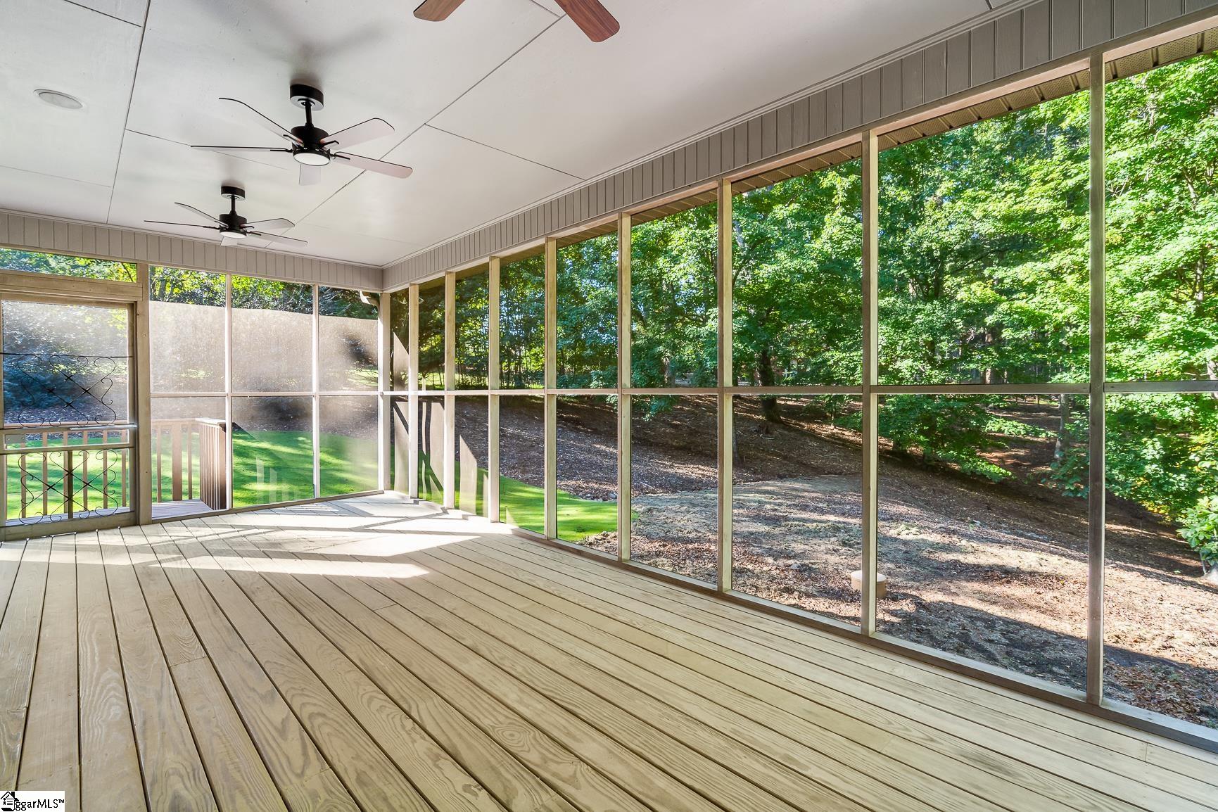 208 Oak Hollow Court Property Photo 35