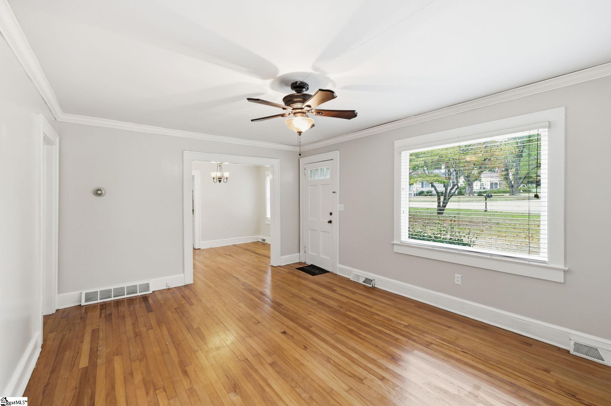 100 Bob White Lane Property Photo 7