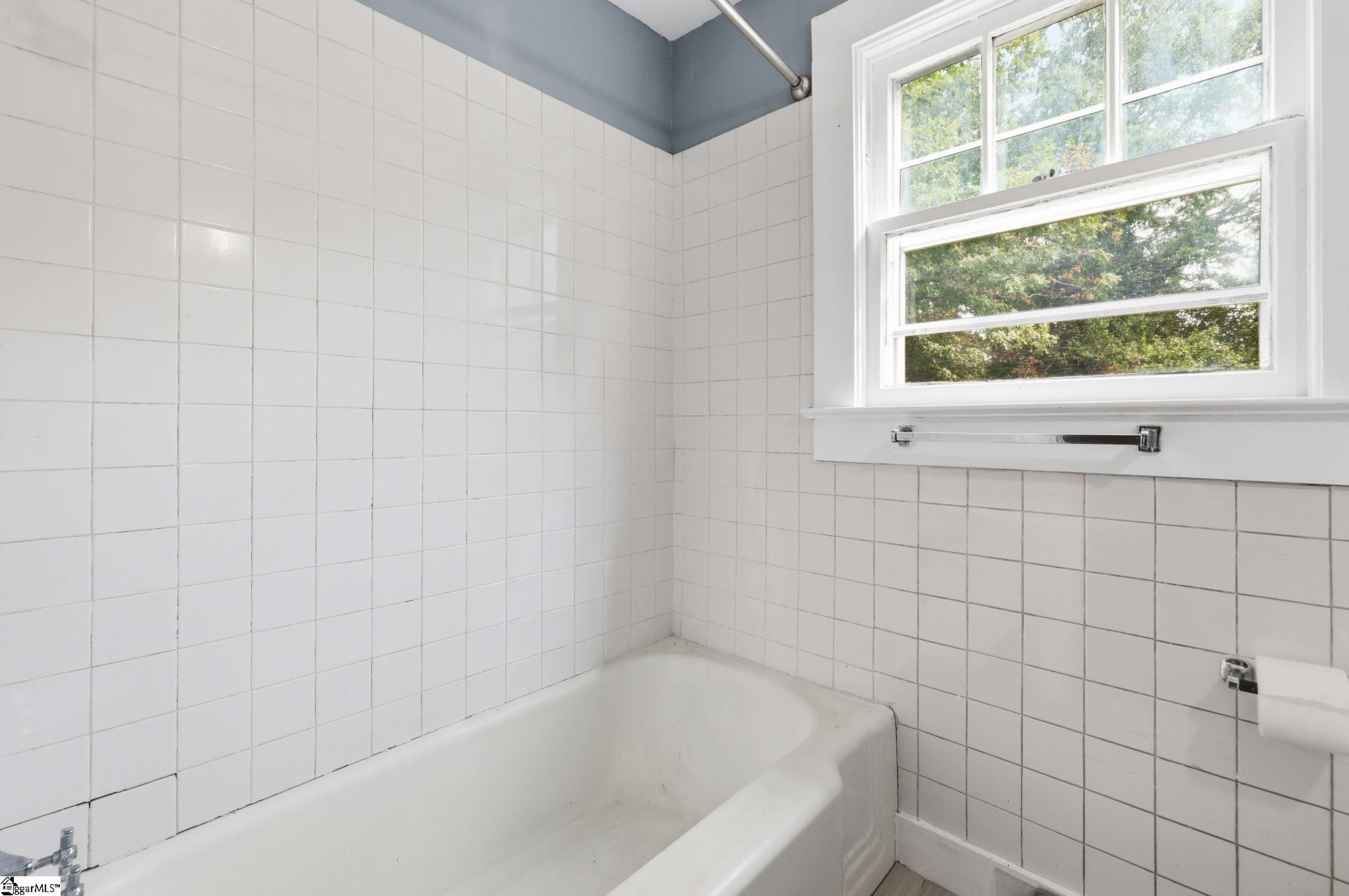 100 Bob White Lane Property Photo 22
