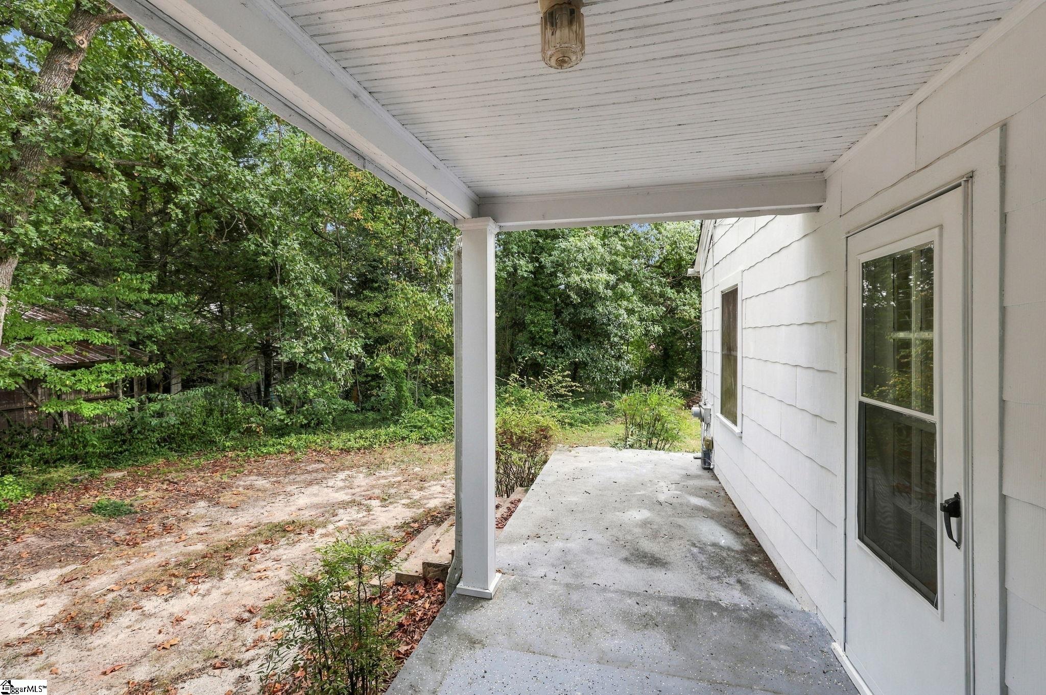 100 Bob White Lane Property Photo 28