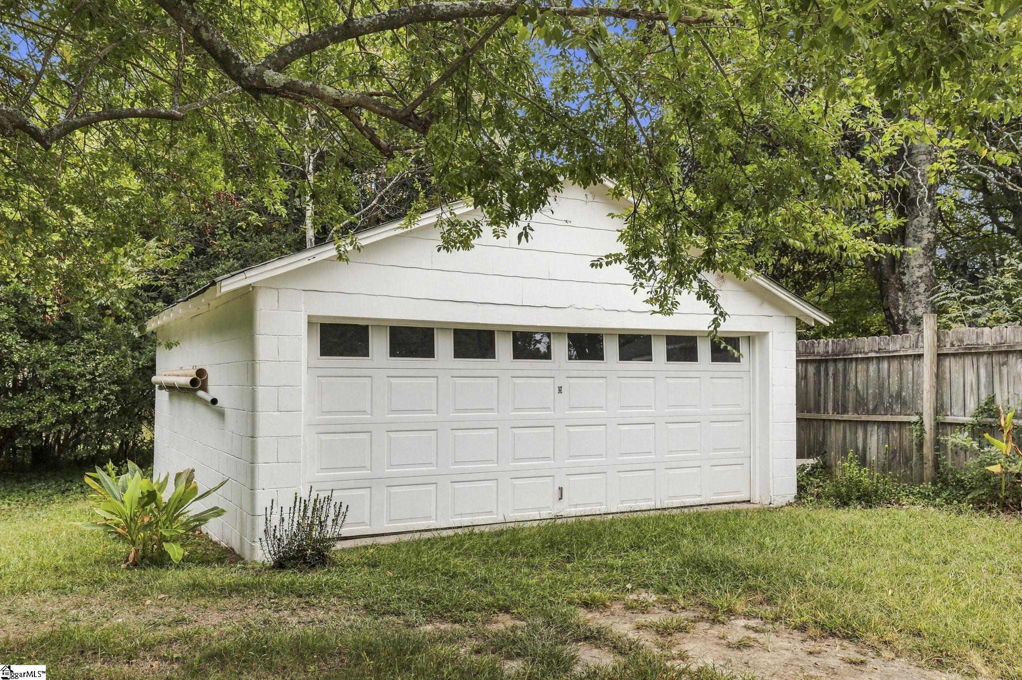 100 Bob White Lane Property Photo 31
