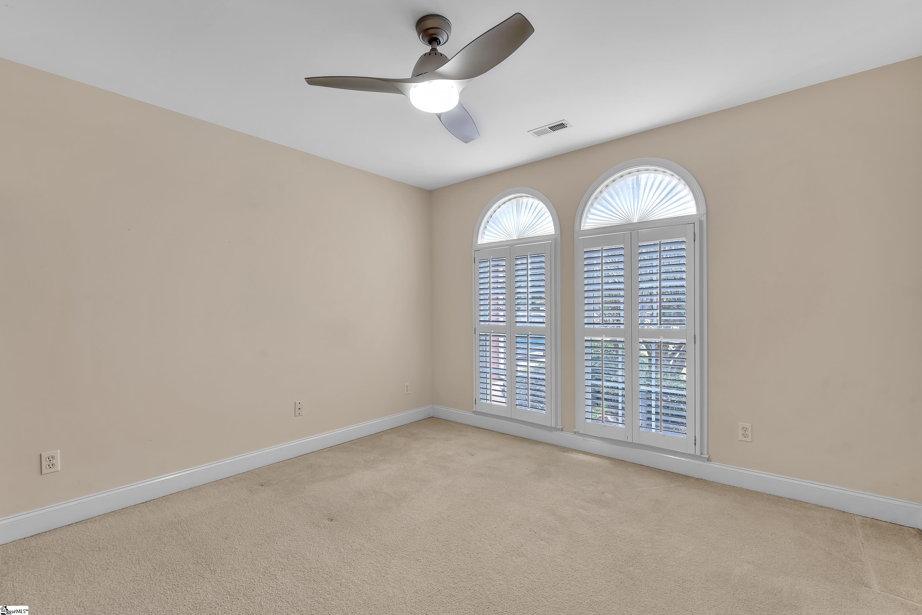 319 Cedar Bluff Drive Property Photo 17