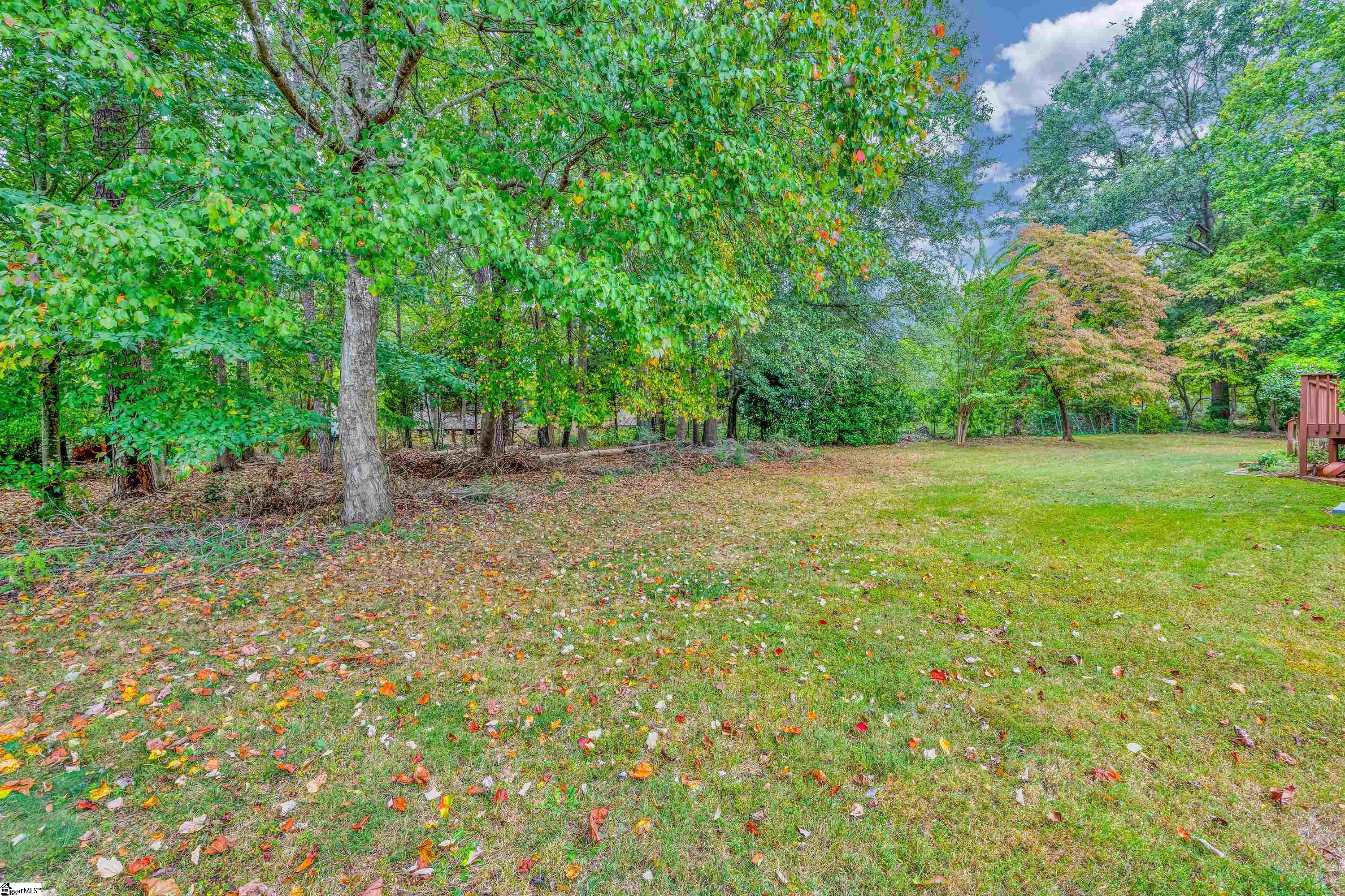 319 Cedar Bluff Drive Property Photo 24
