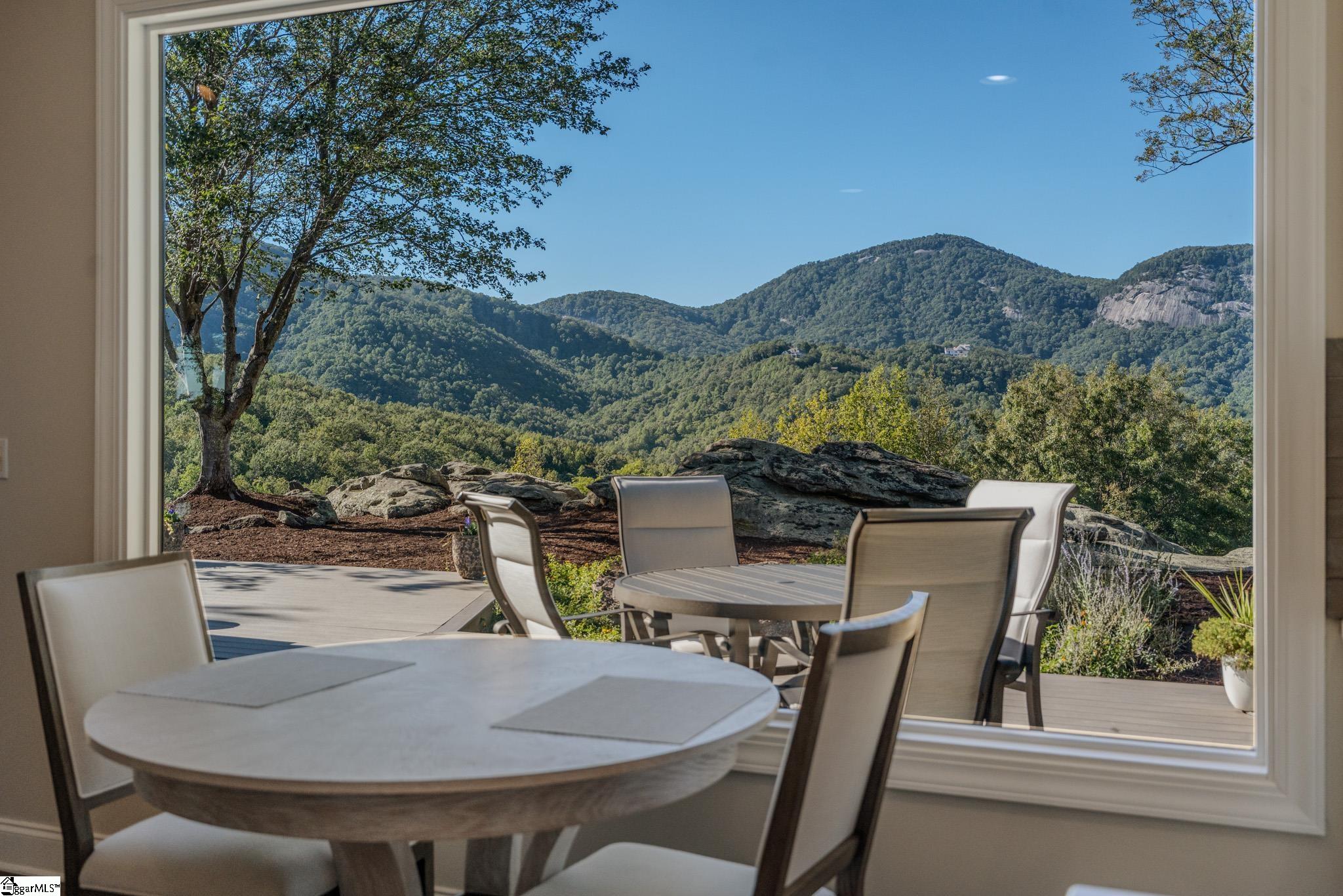 100 Outlook Ledge Property Photo 21