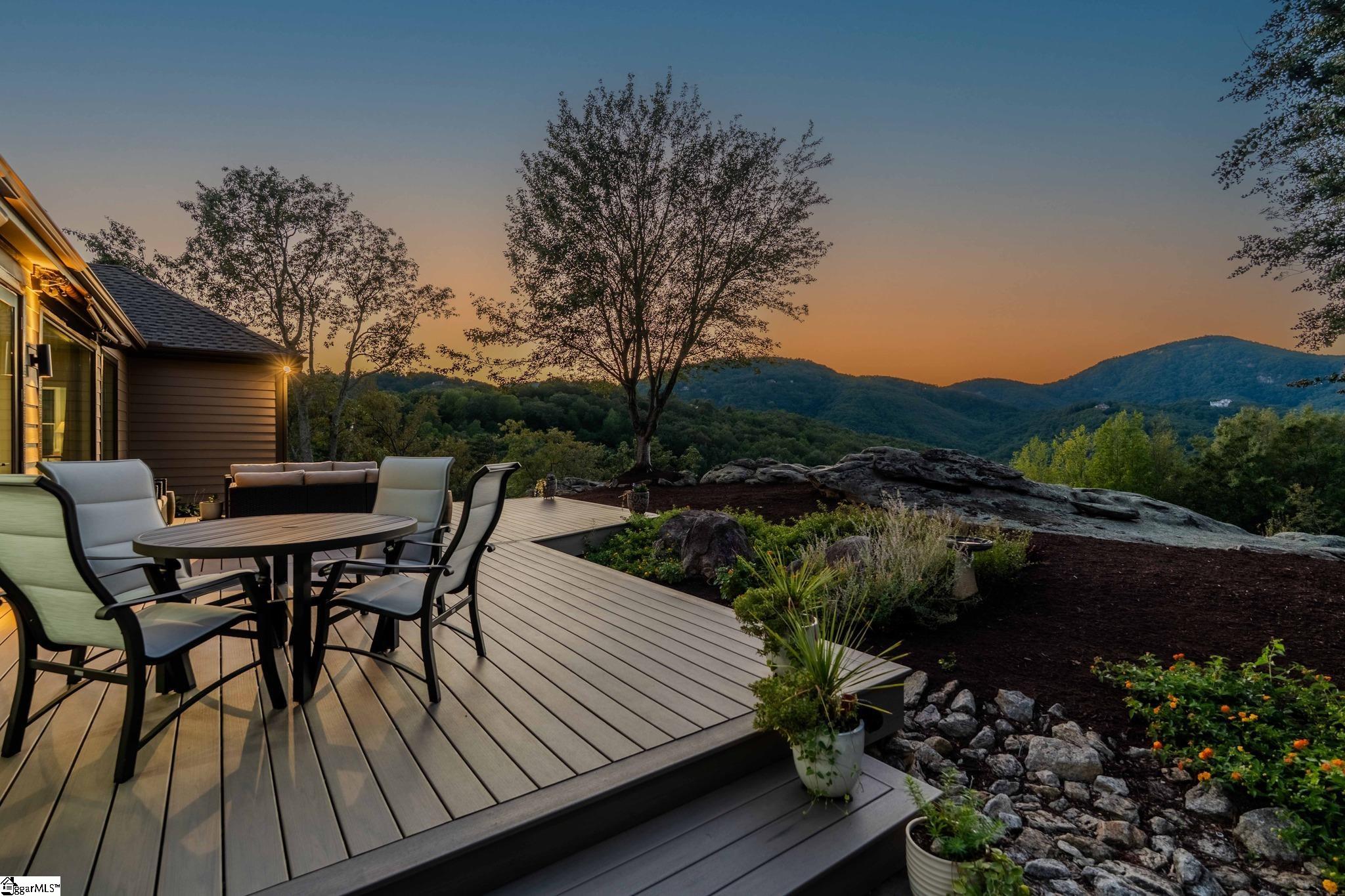 100 Outlook Ledge Property Photo 39