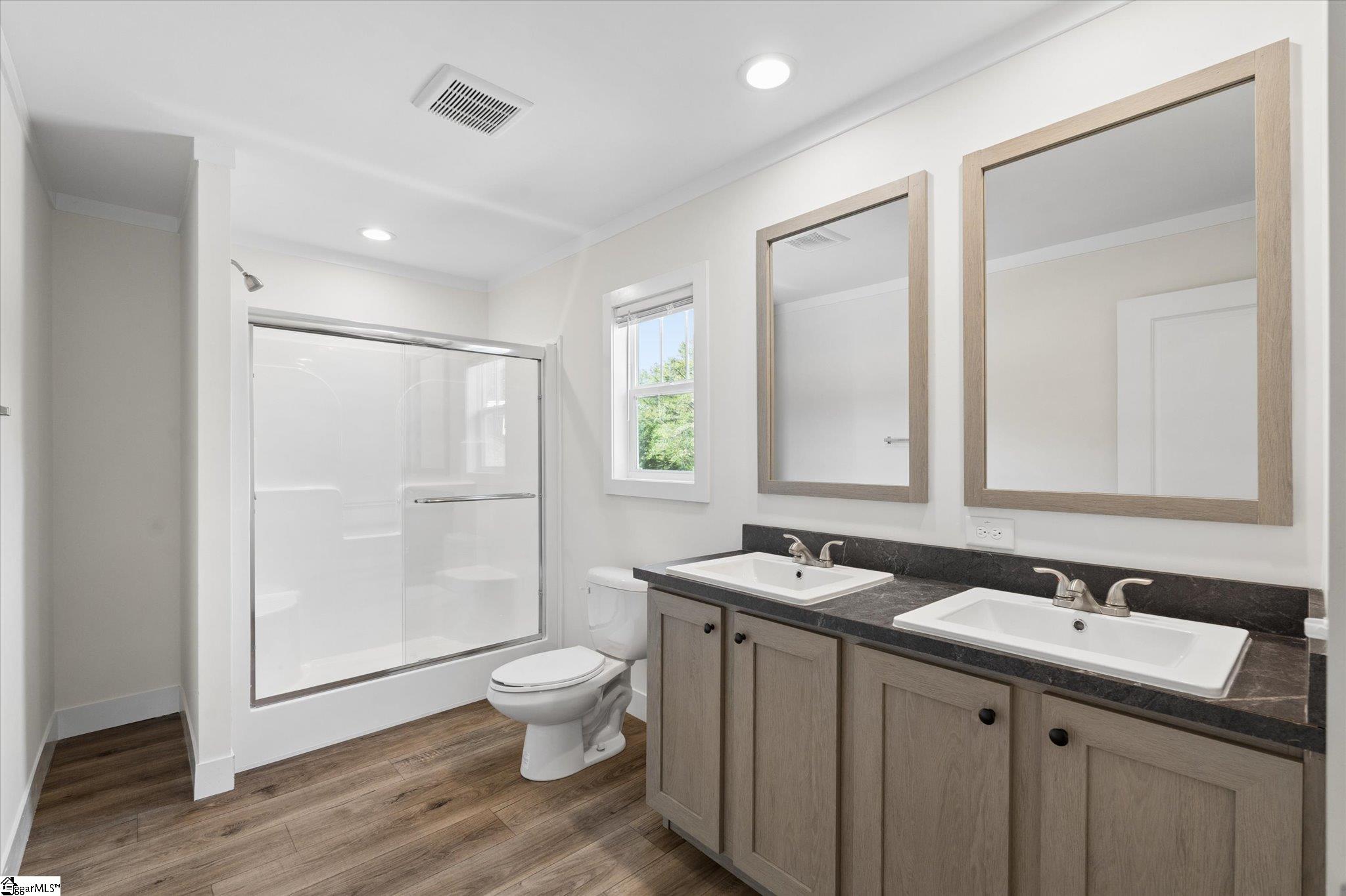 425 Stewart Road Property Photo 18