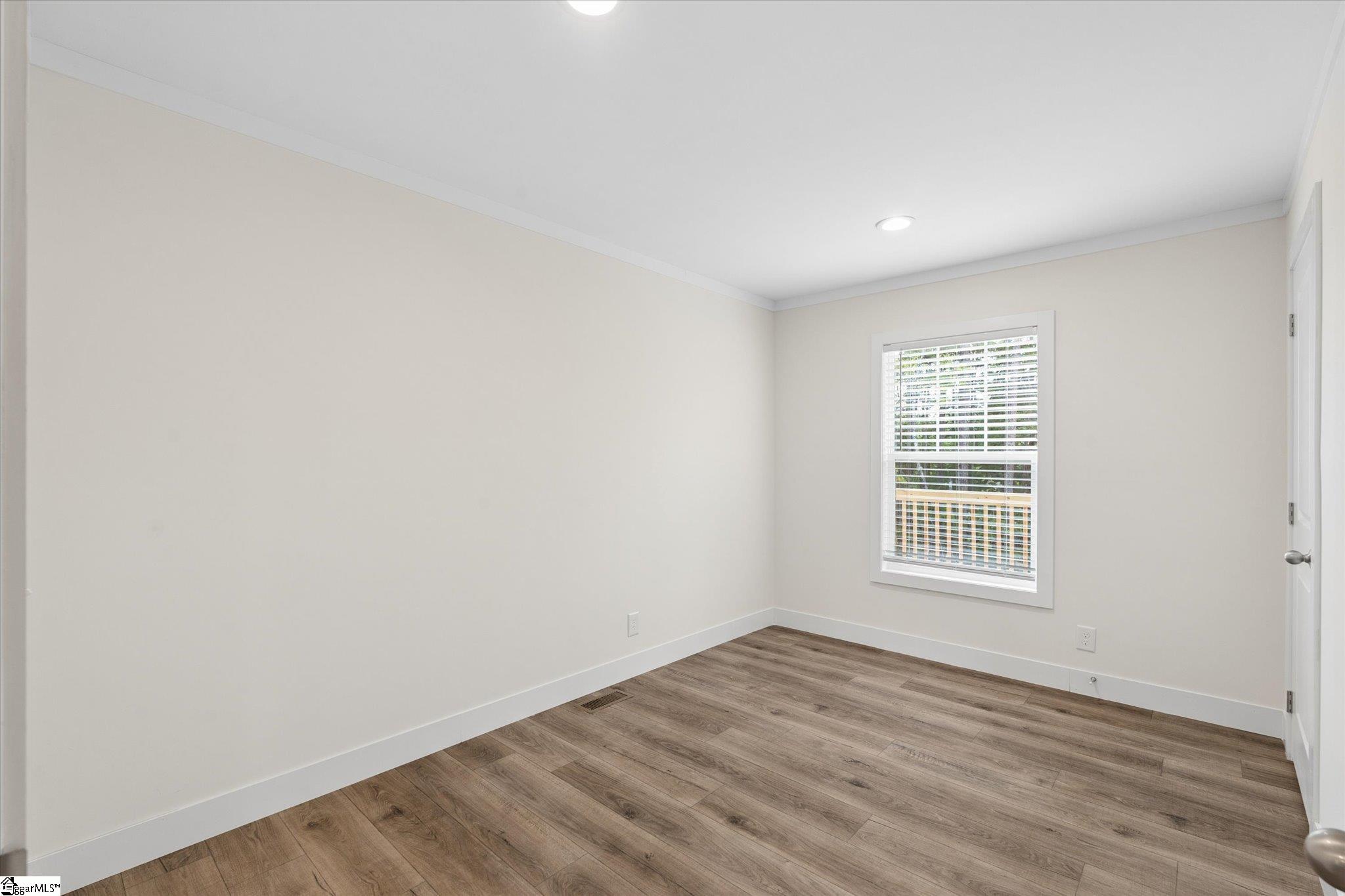 425 Stewart Road Property Photo 21