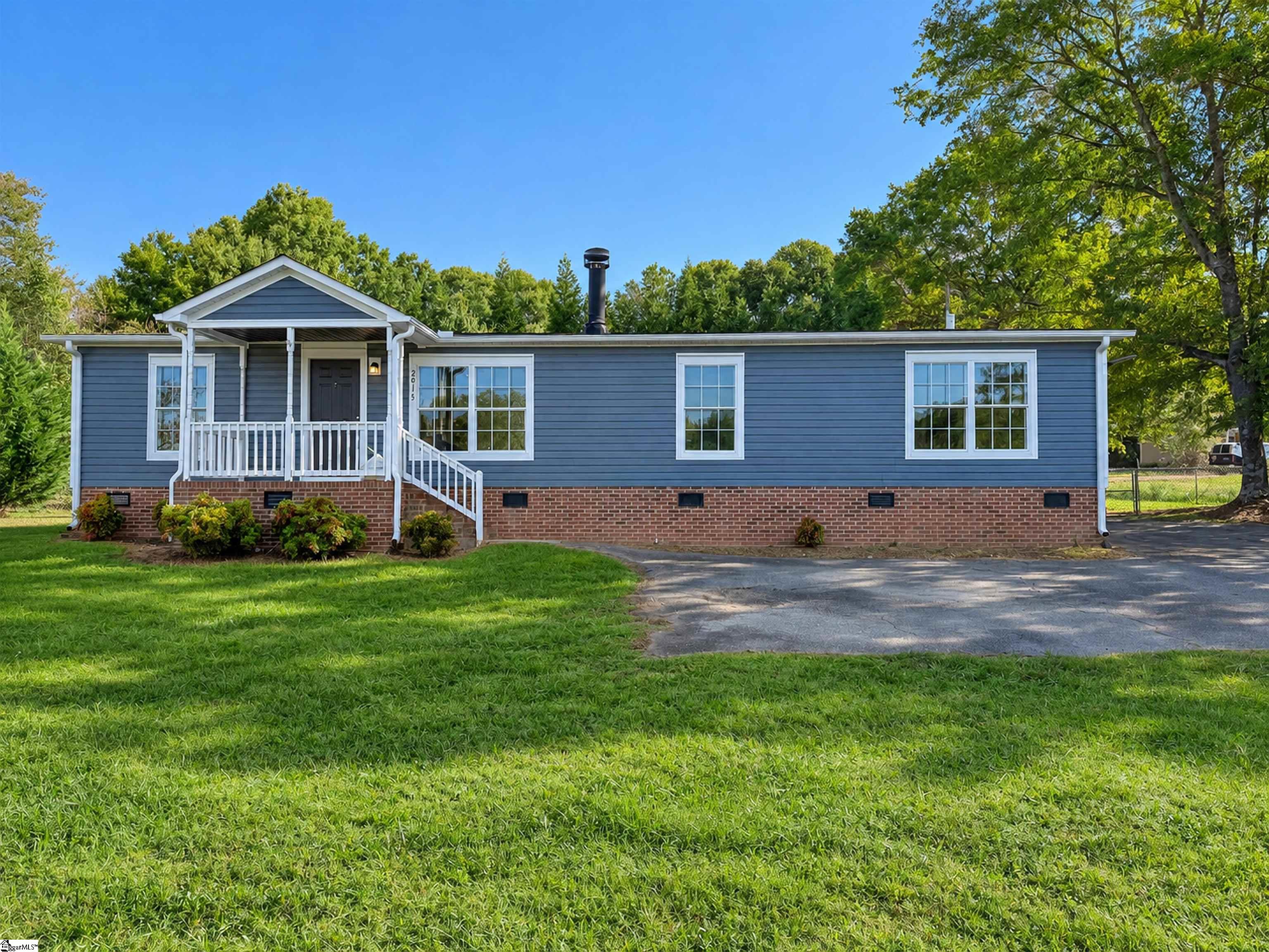 2015 Ballenger Road Property Photo 1