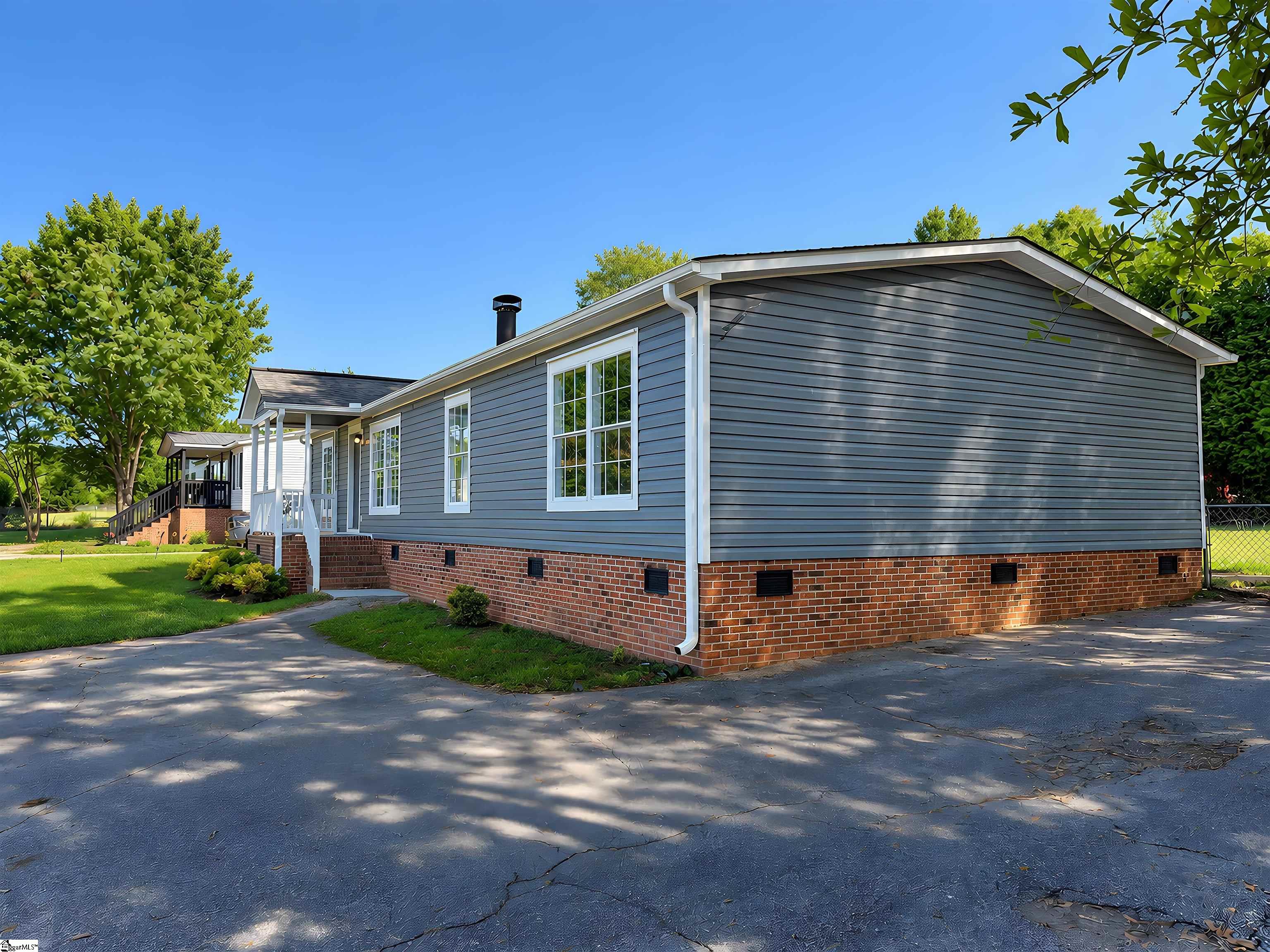 2015 Ballenger Road Property Photo 4