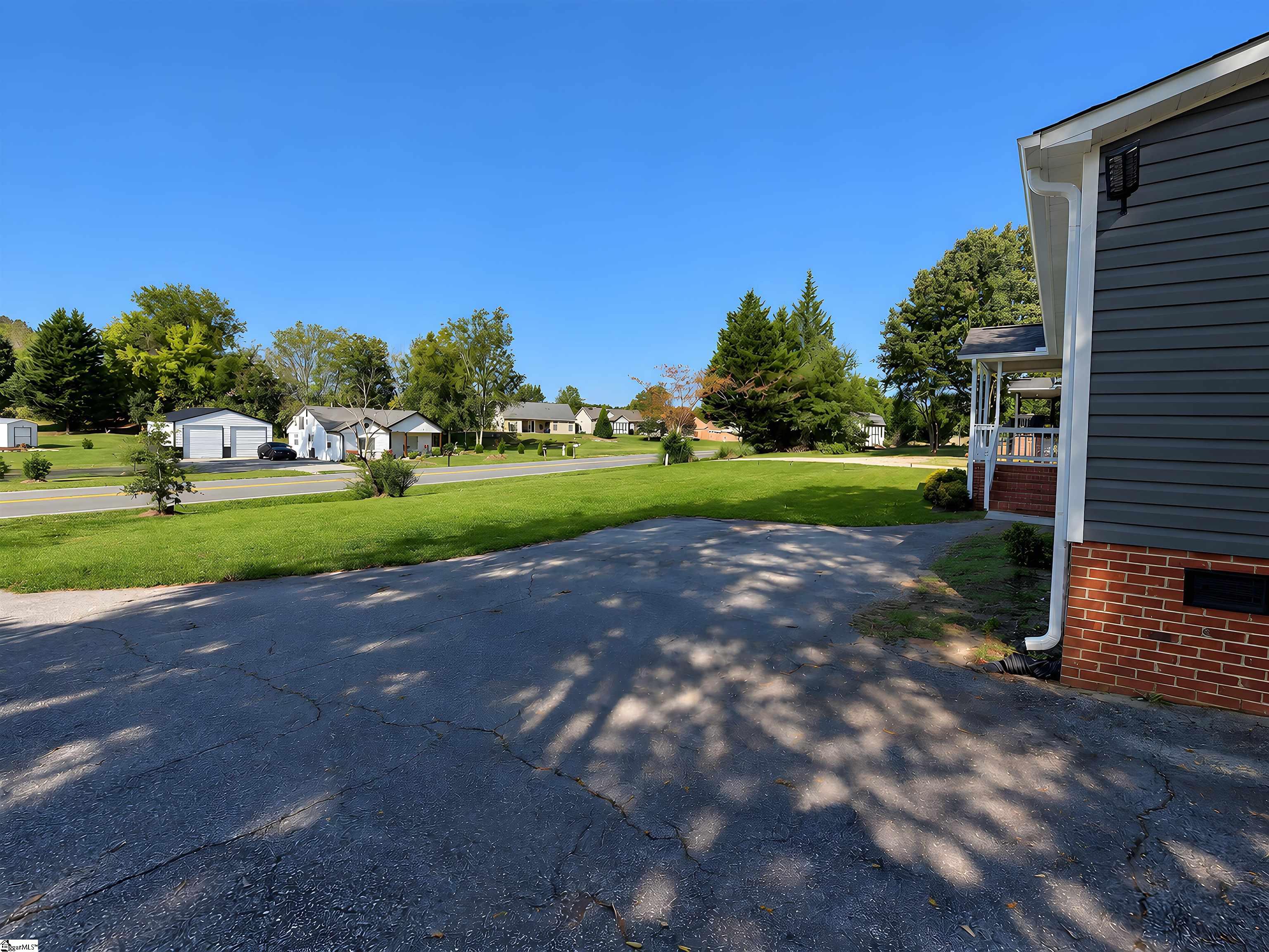 2015 Ballenger Road Property Photo 5