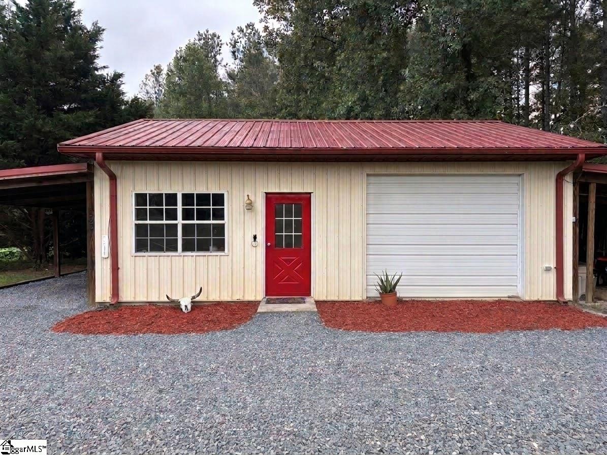 27 Troy Lane Property Photo 38