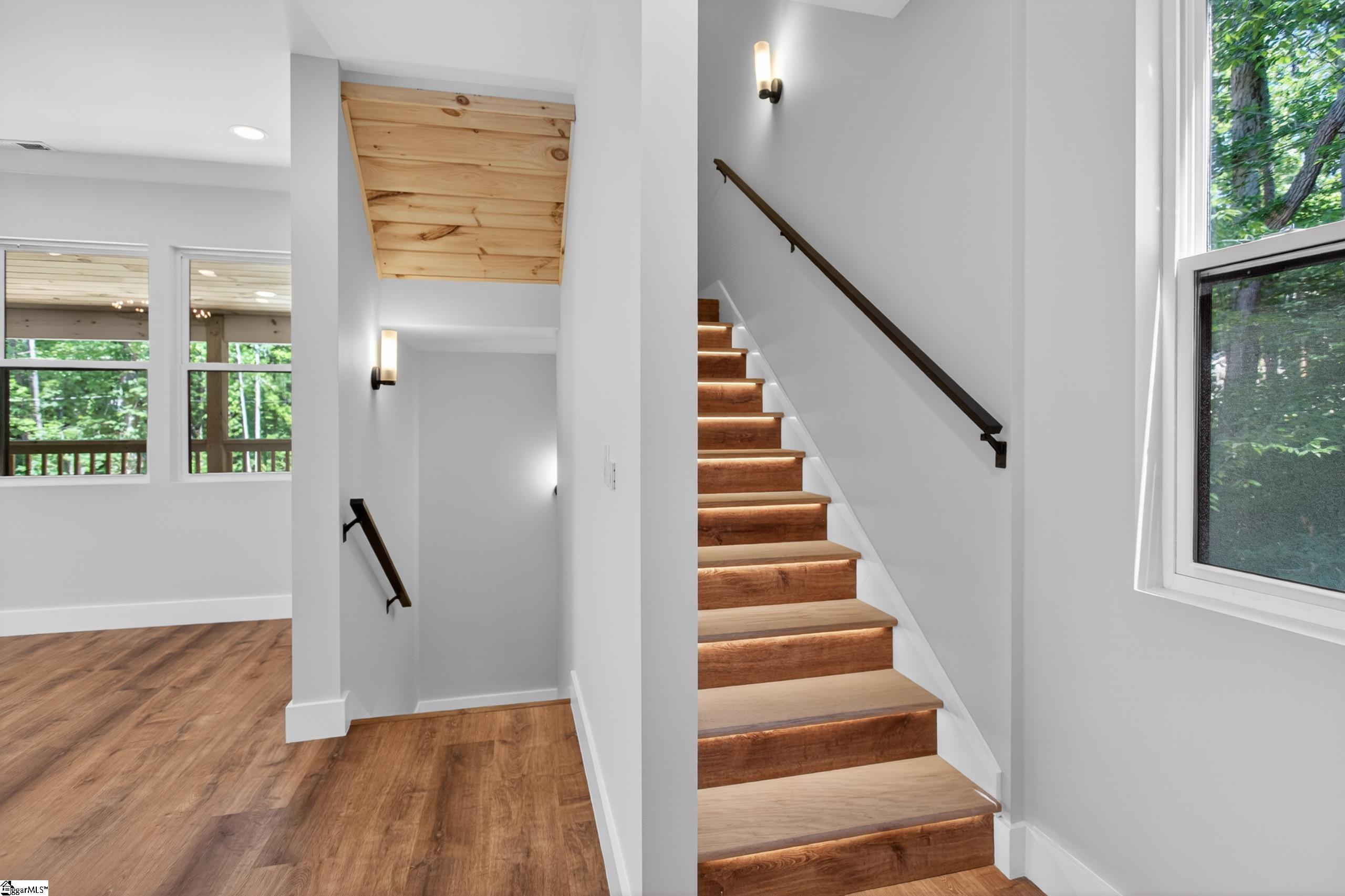 418 Tiger Lane Property Photo 9
