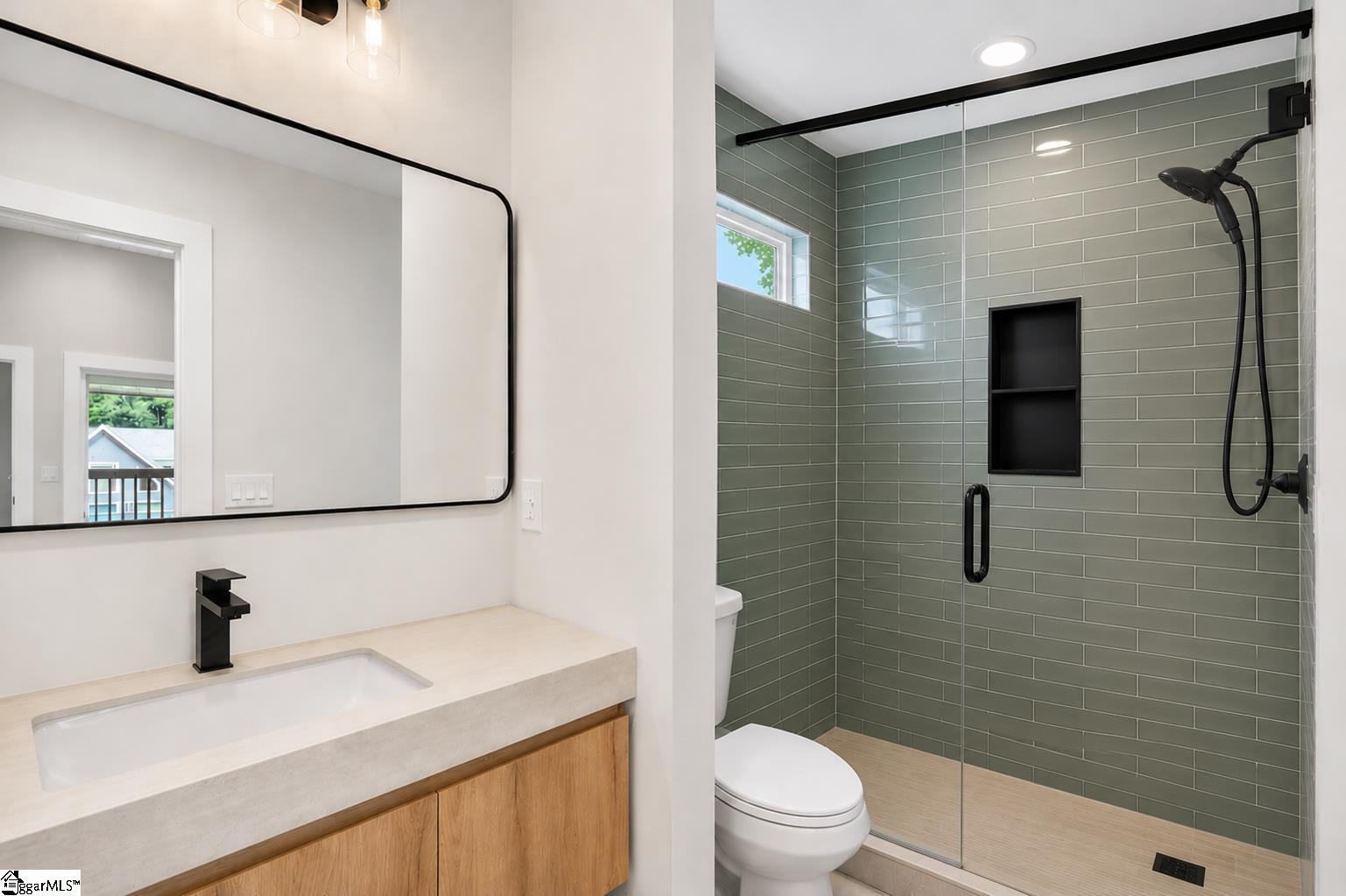 418 Tiger Lane Property Photo 13