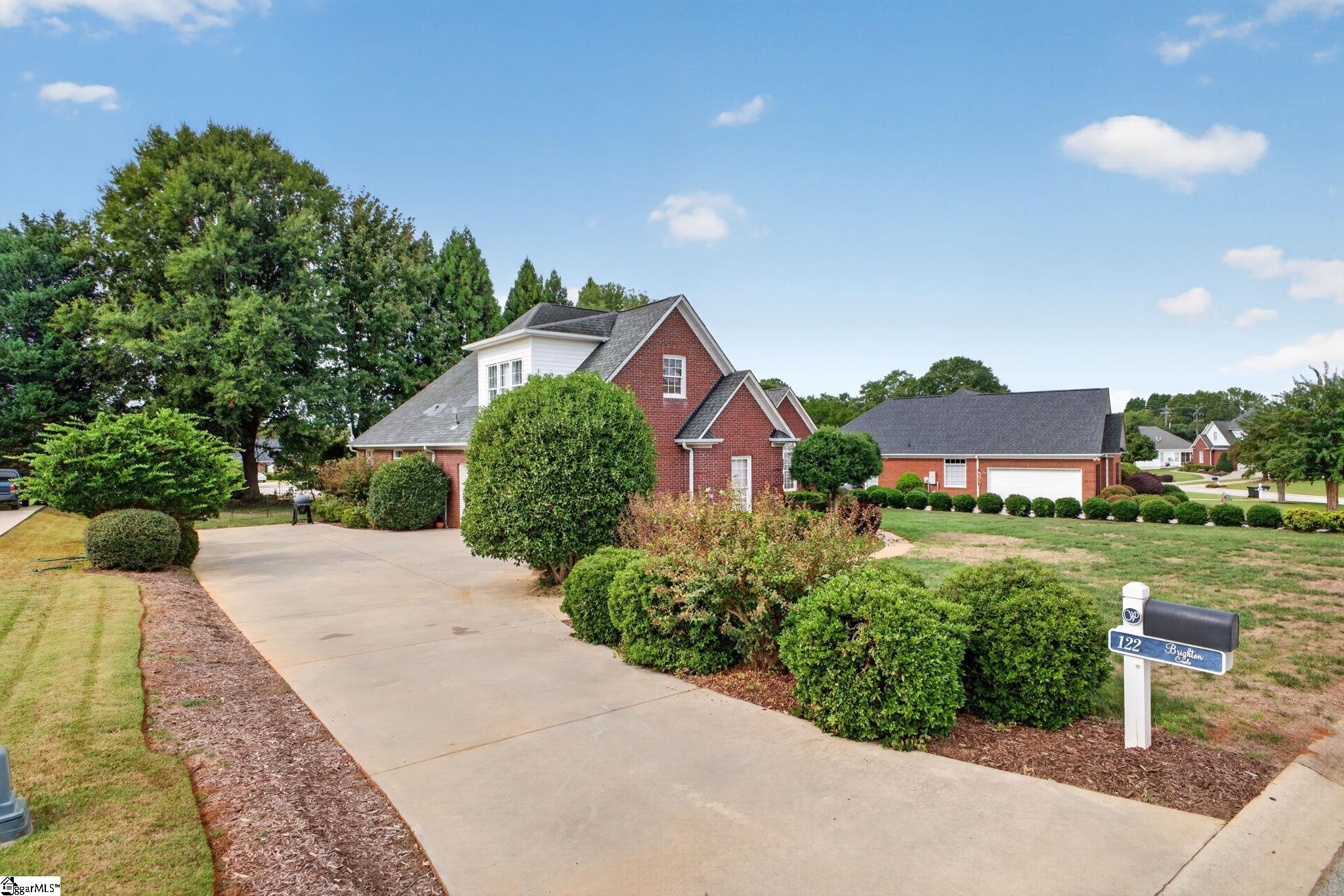 122 Brighton Circle Property Photo 44