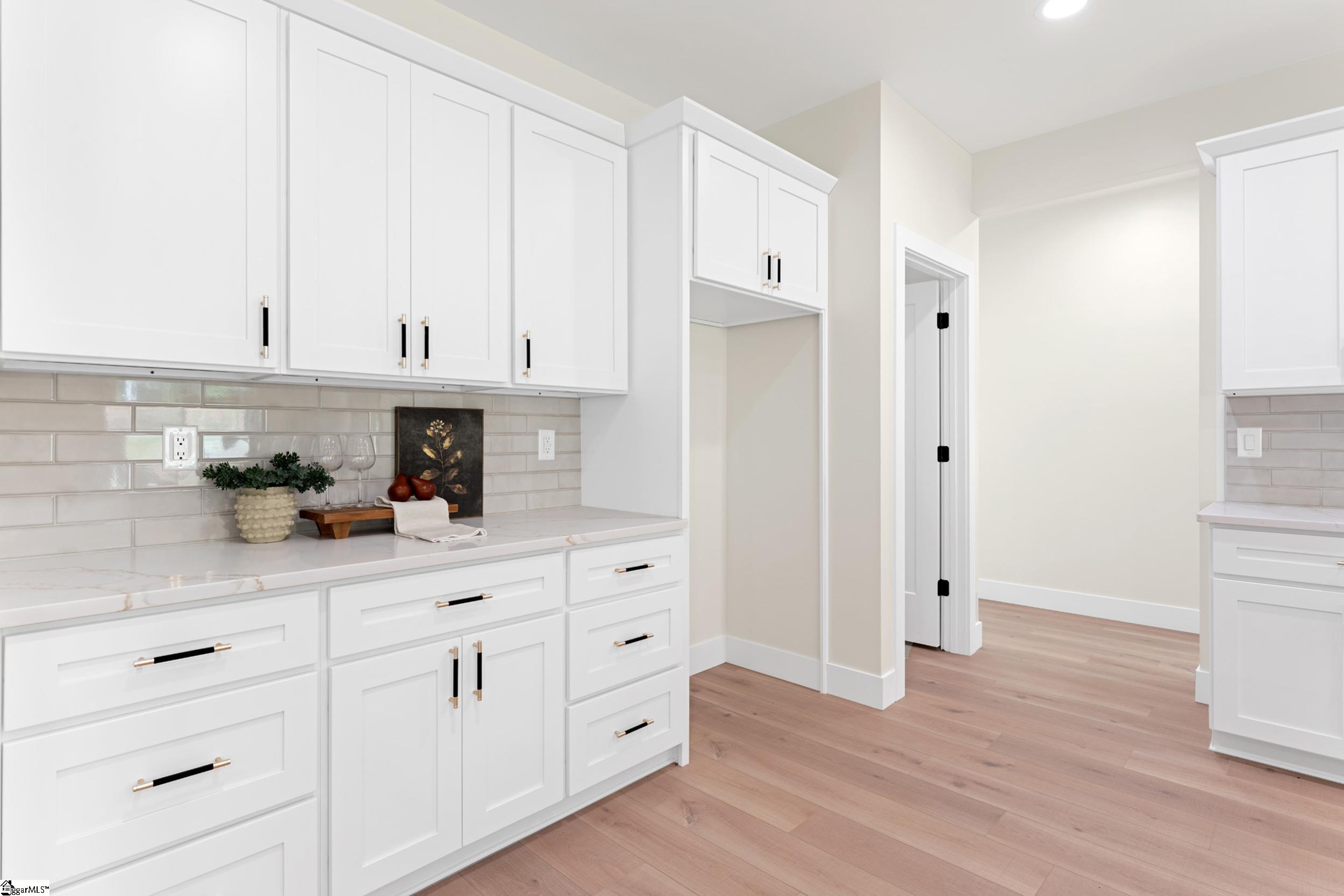 651 Narrow Circle Property Photo 16