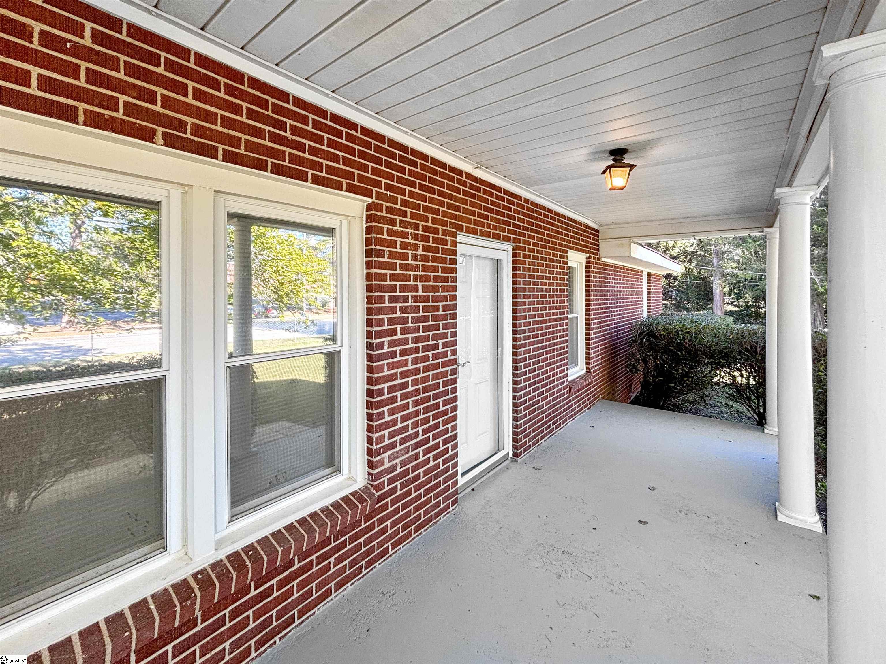 1606448 Property Photo 23