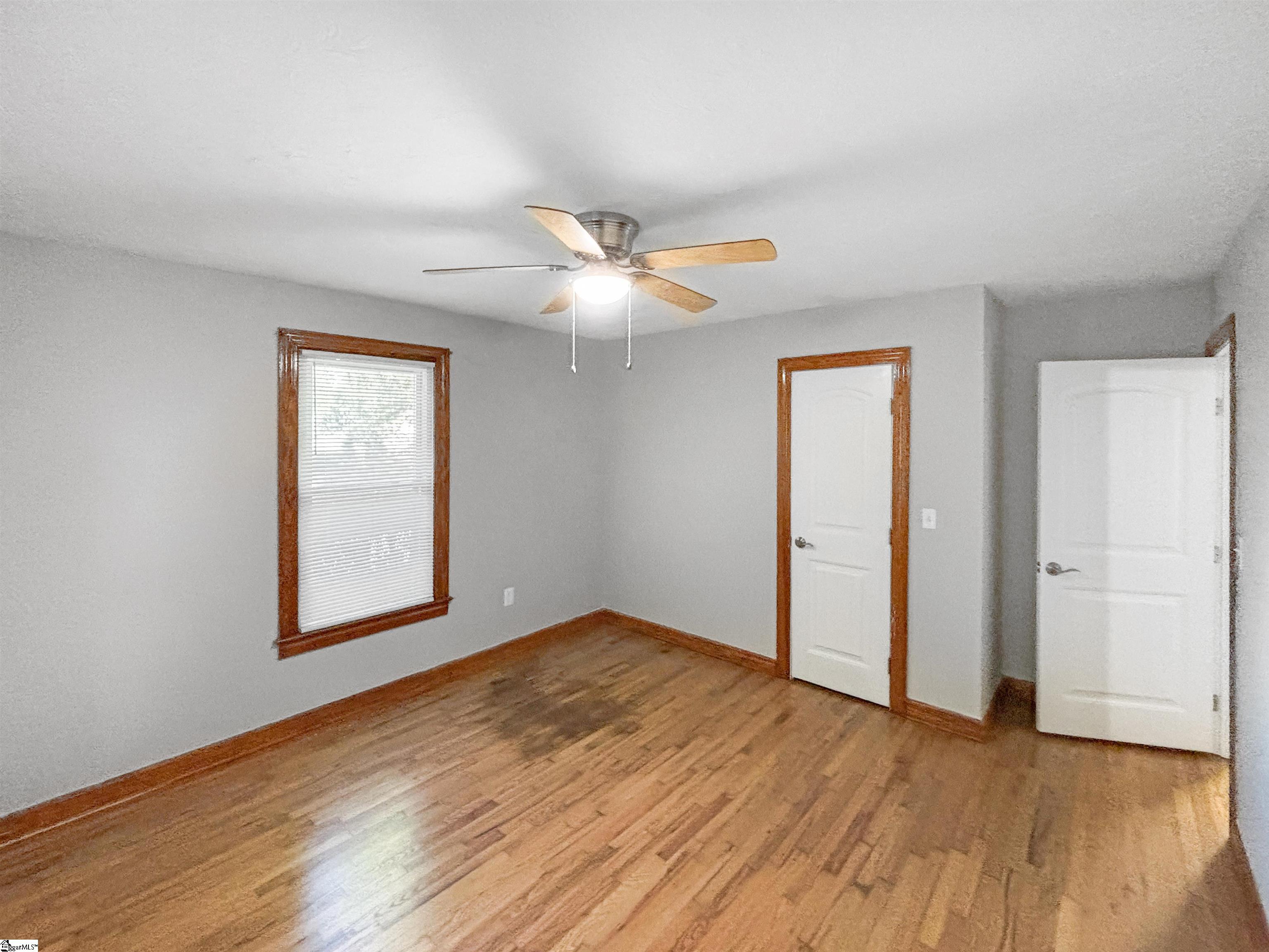 1606448 Property Photo 31