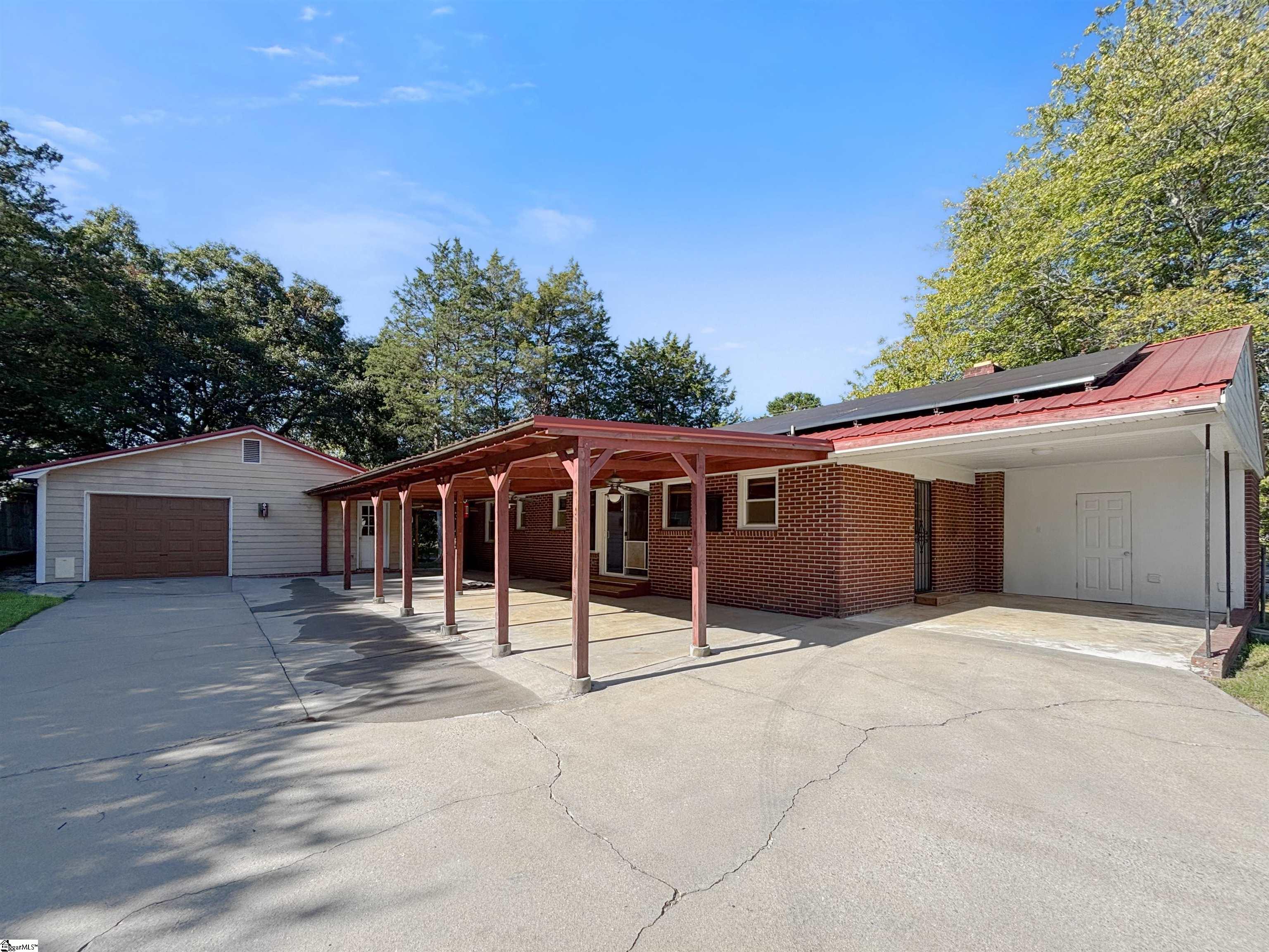 1606448 Property Photo 40