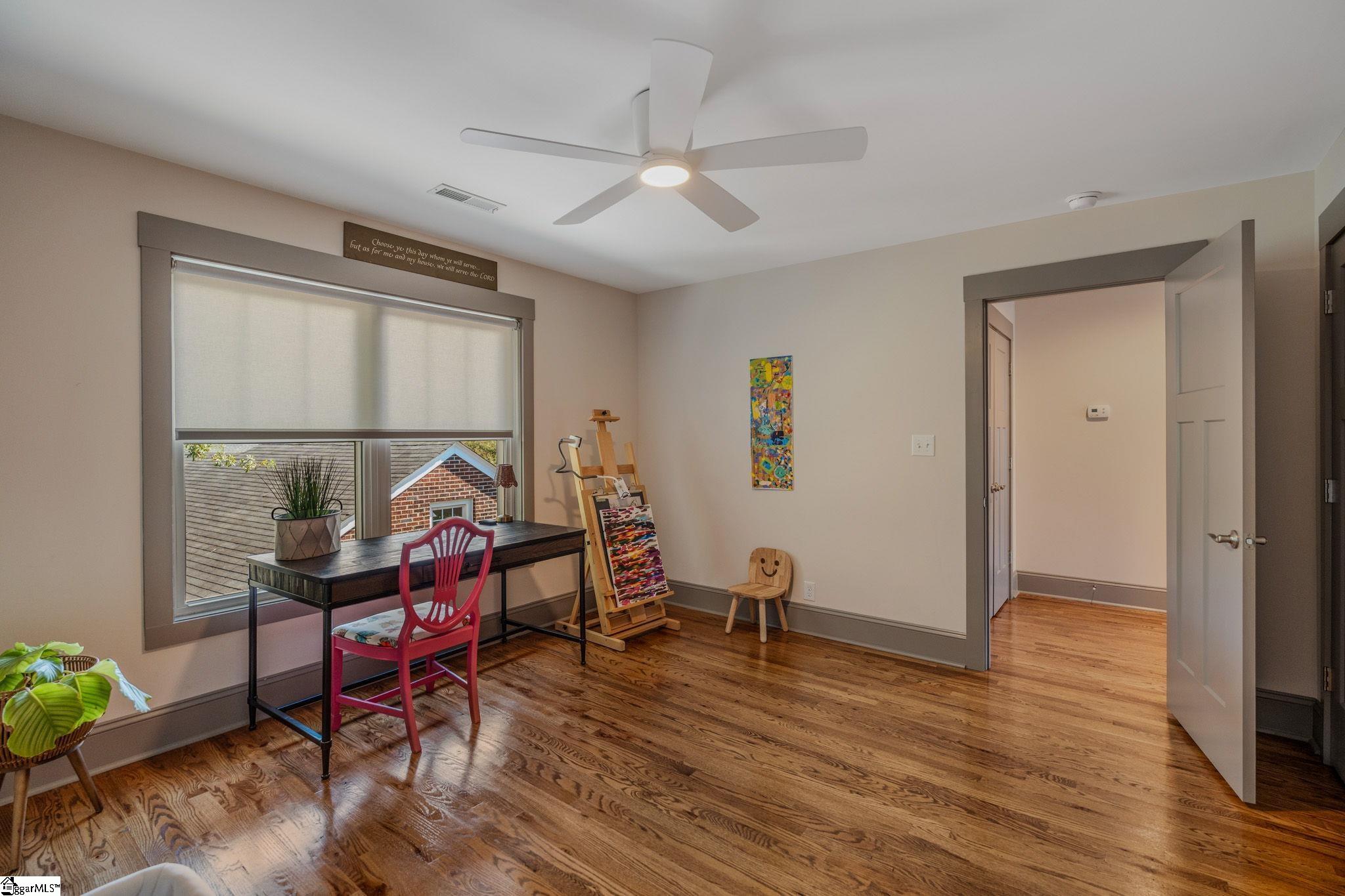 206 Randall Street Property Photo 29