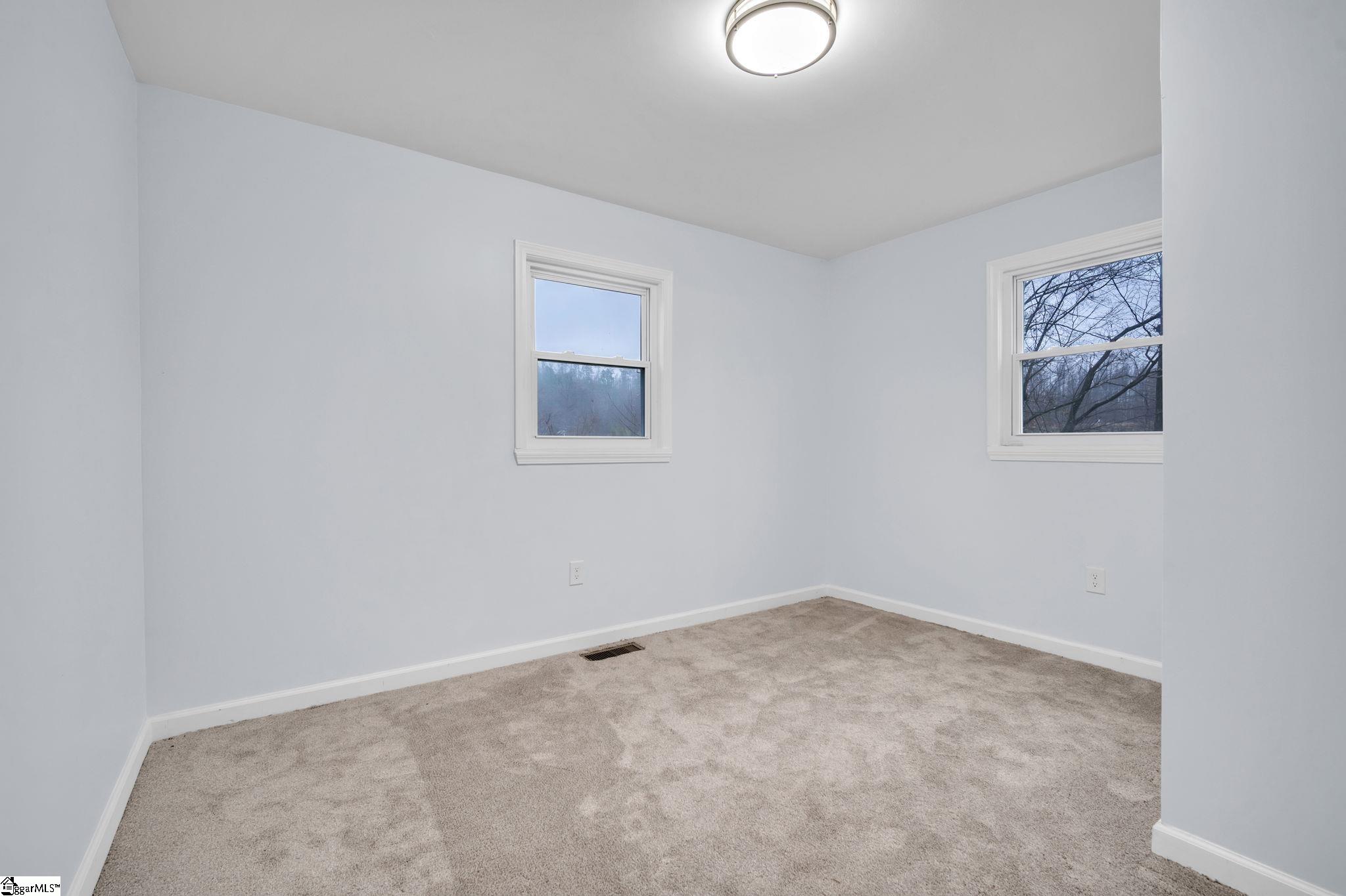 402 Laurel And Hardy Lake Road Property Photo 12