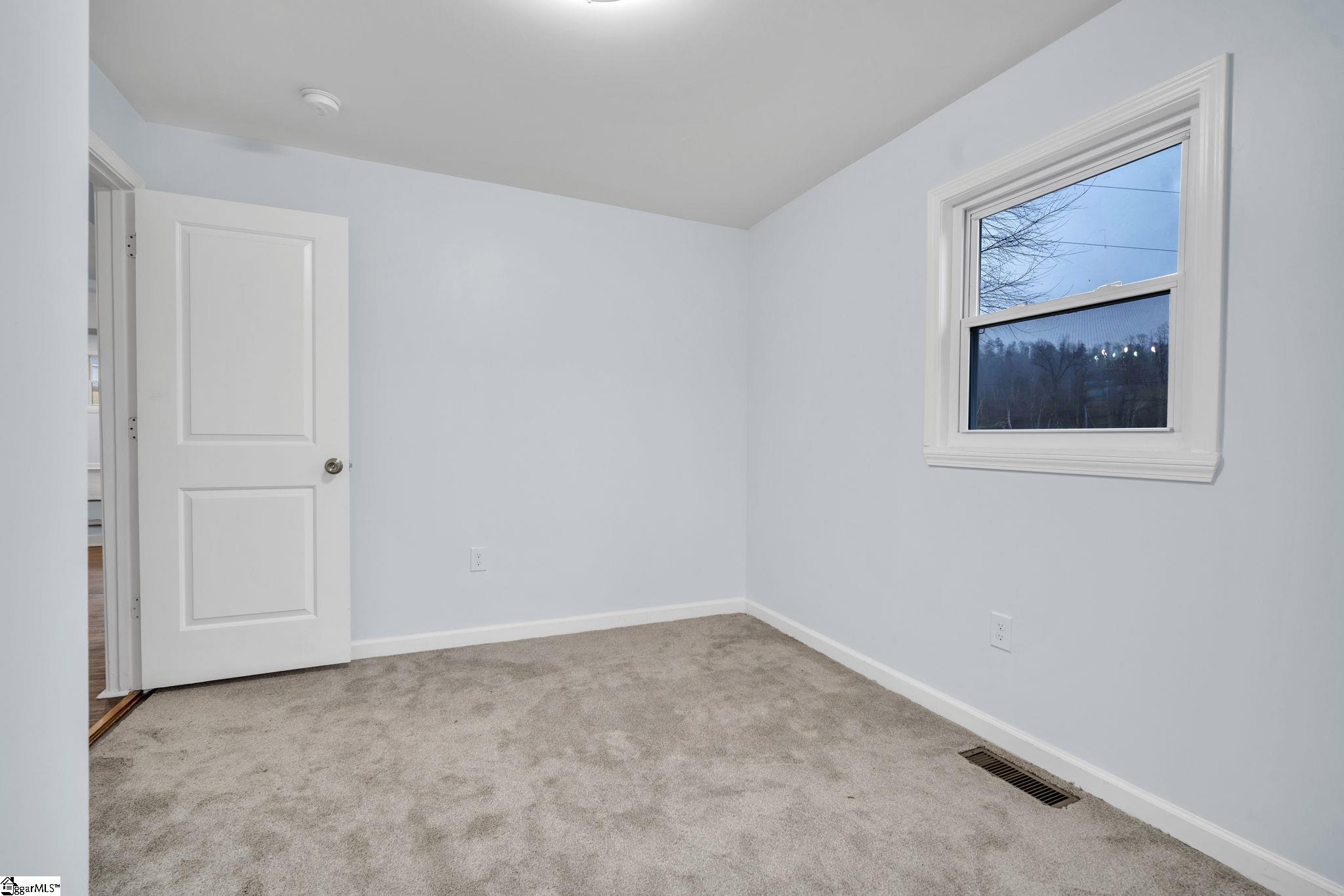402 Laurel And Hardy Lake Road Property Photo 15