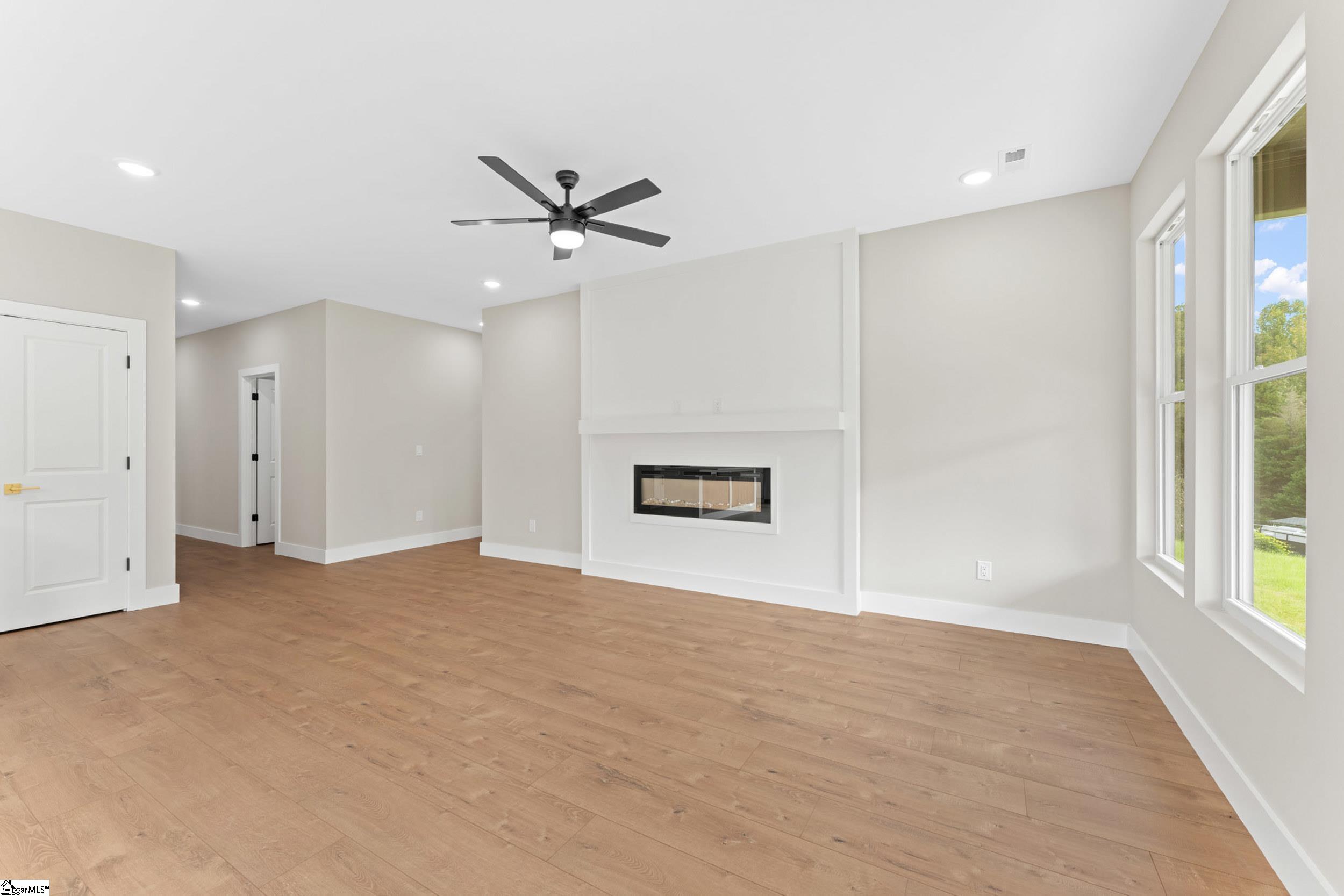 202 Fraley Drive Property Photo 6