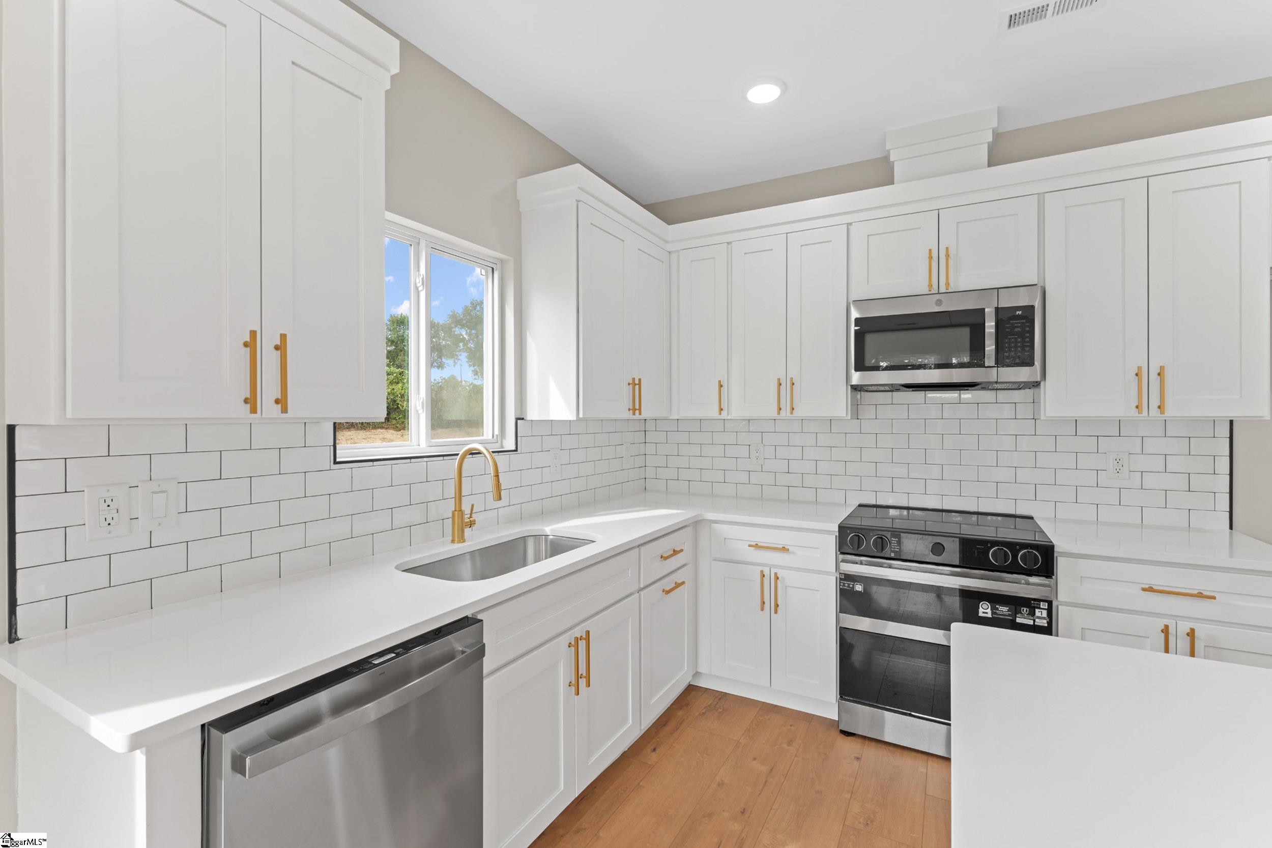 202 Fraley Drive Property Photo 14
