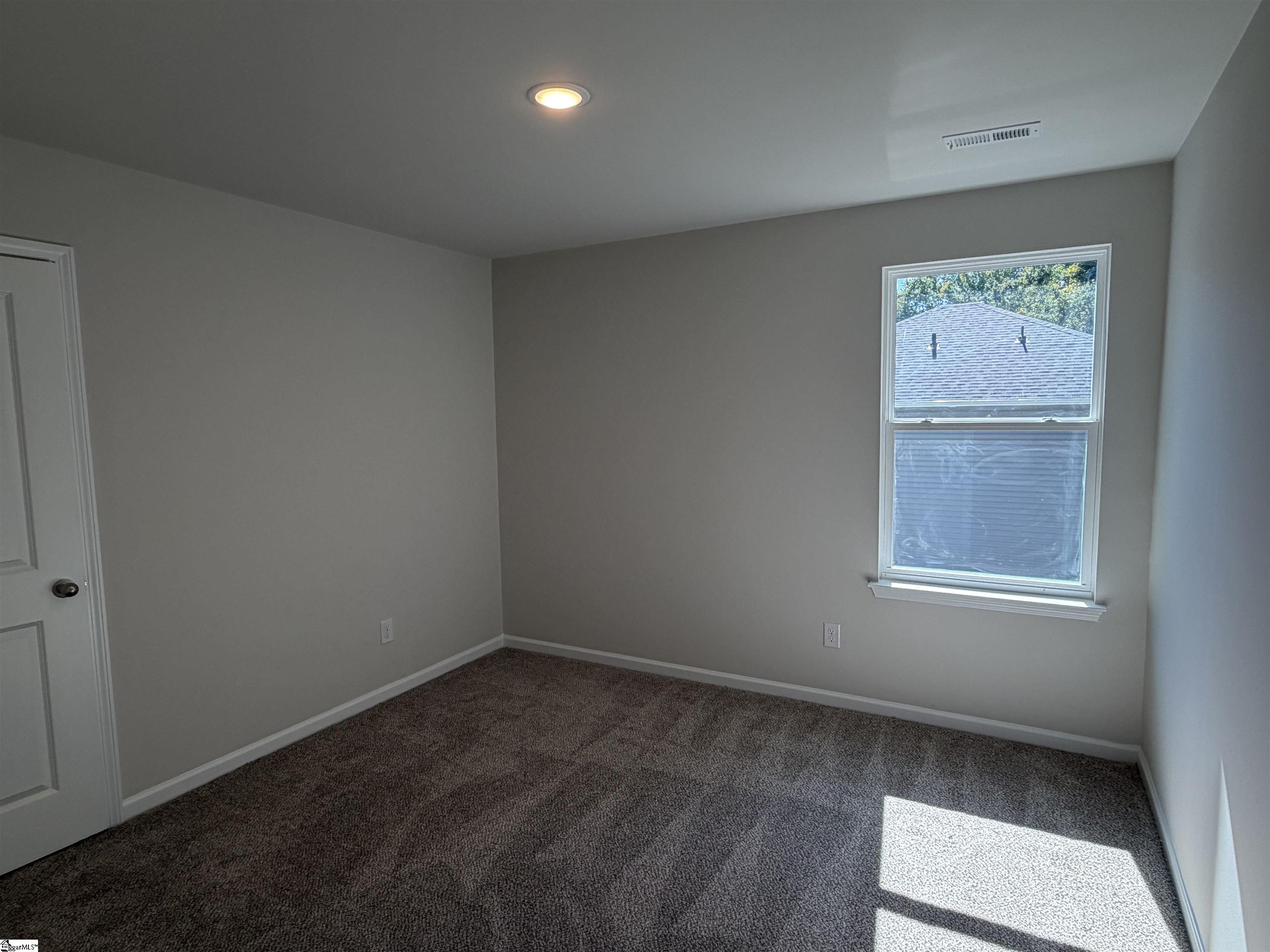 900 Raymond Avenue Property Photo 11