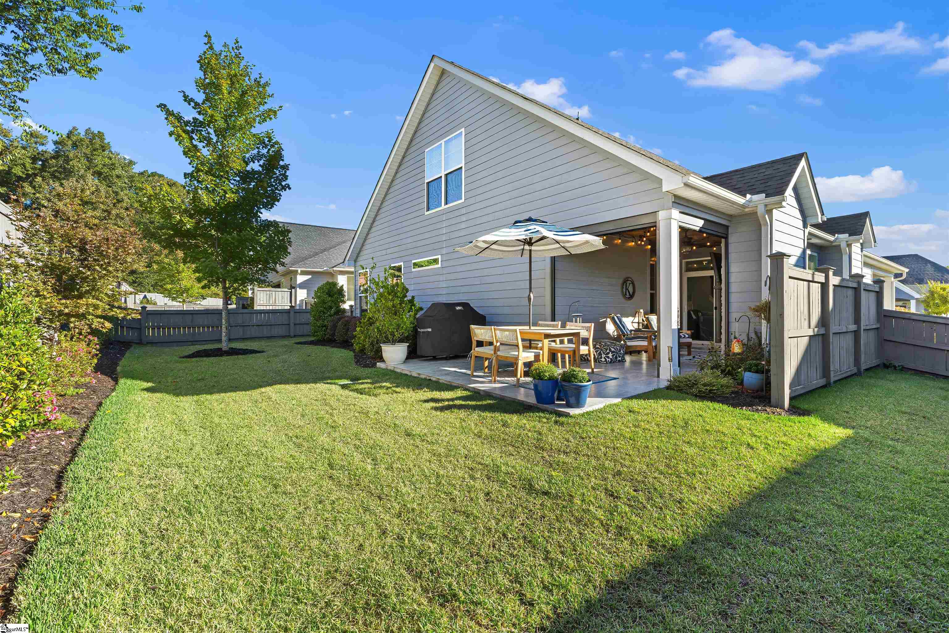 324 Maple Springs Drive Property Photo 4