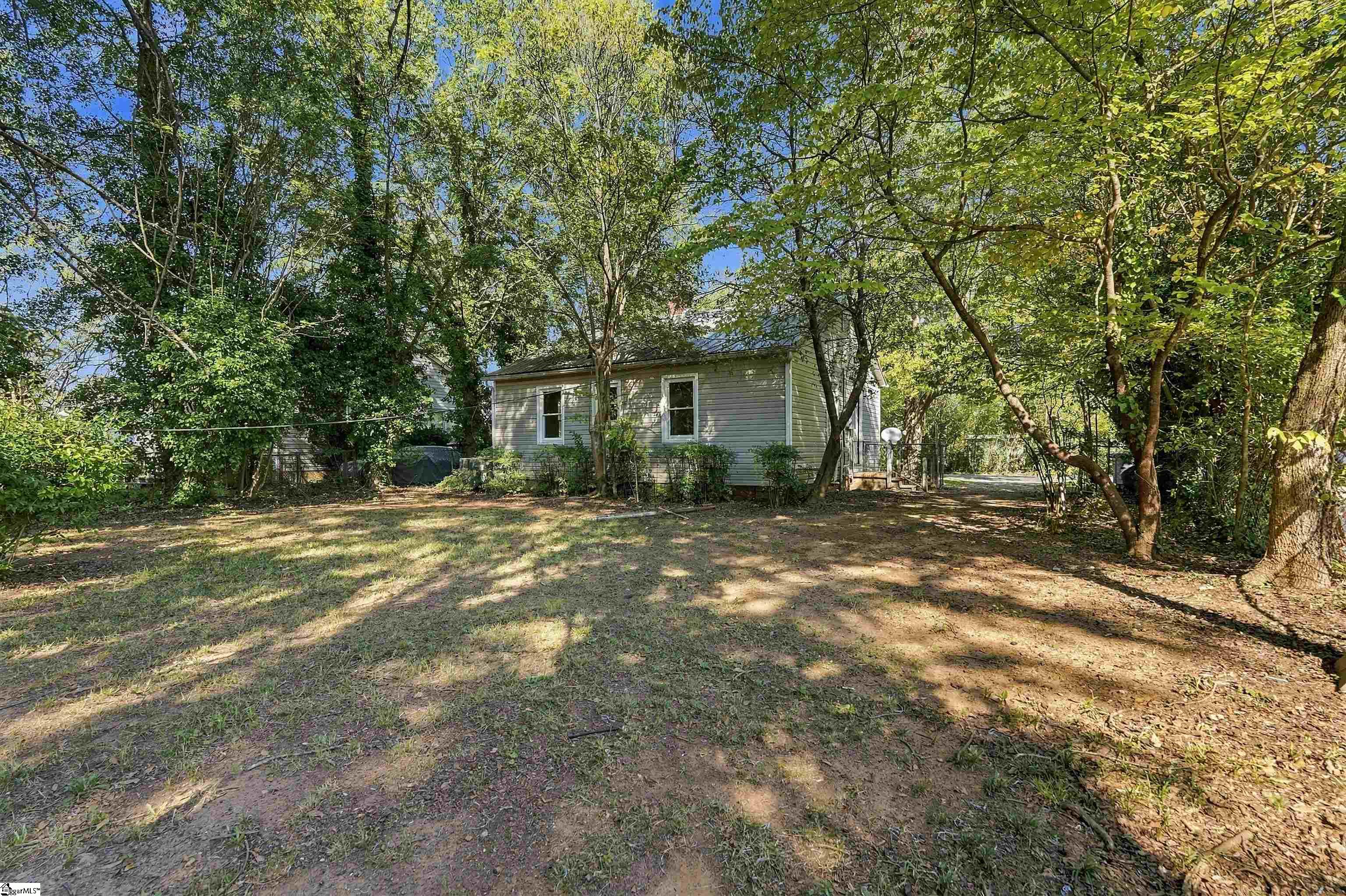101 Tyler Court Property Photo 17