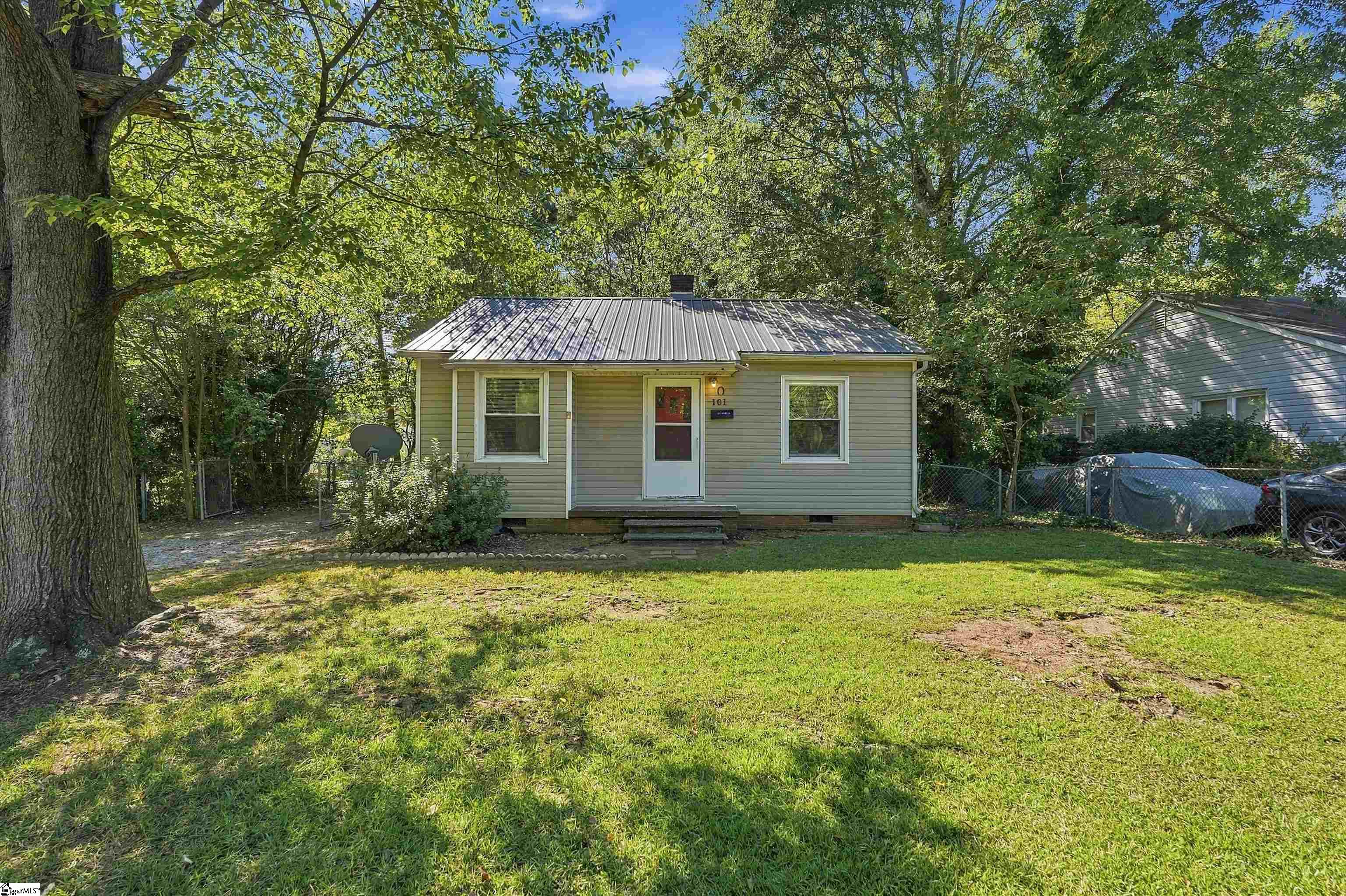 101 Tyler Court Property Photo 21