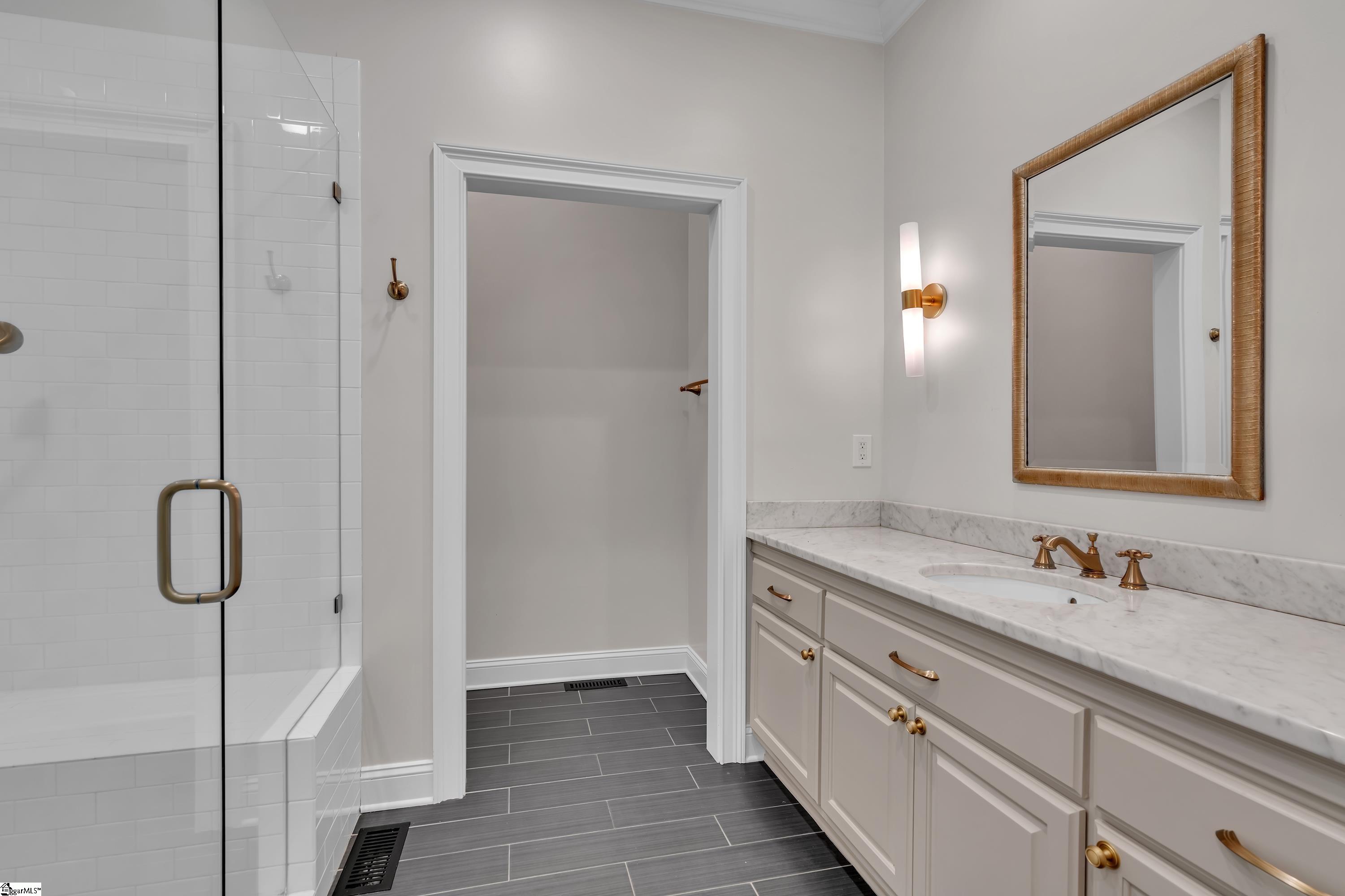 100 Holbrook Trail Property Photo 10