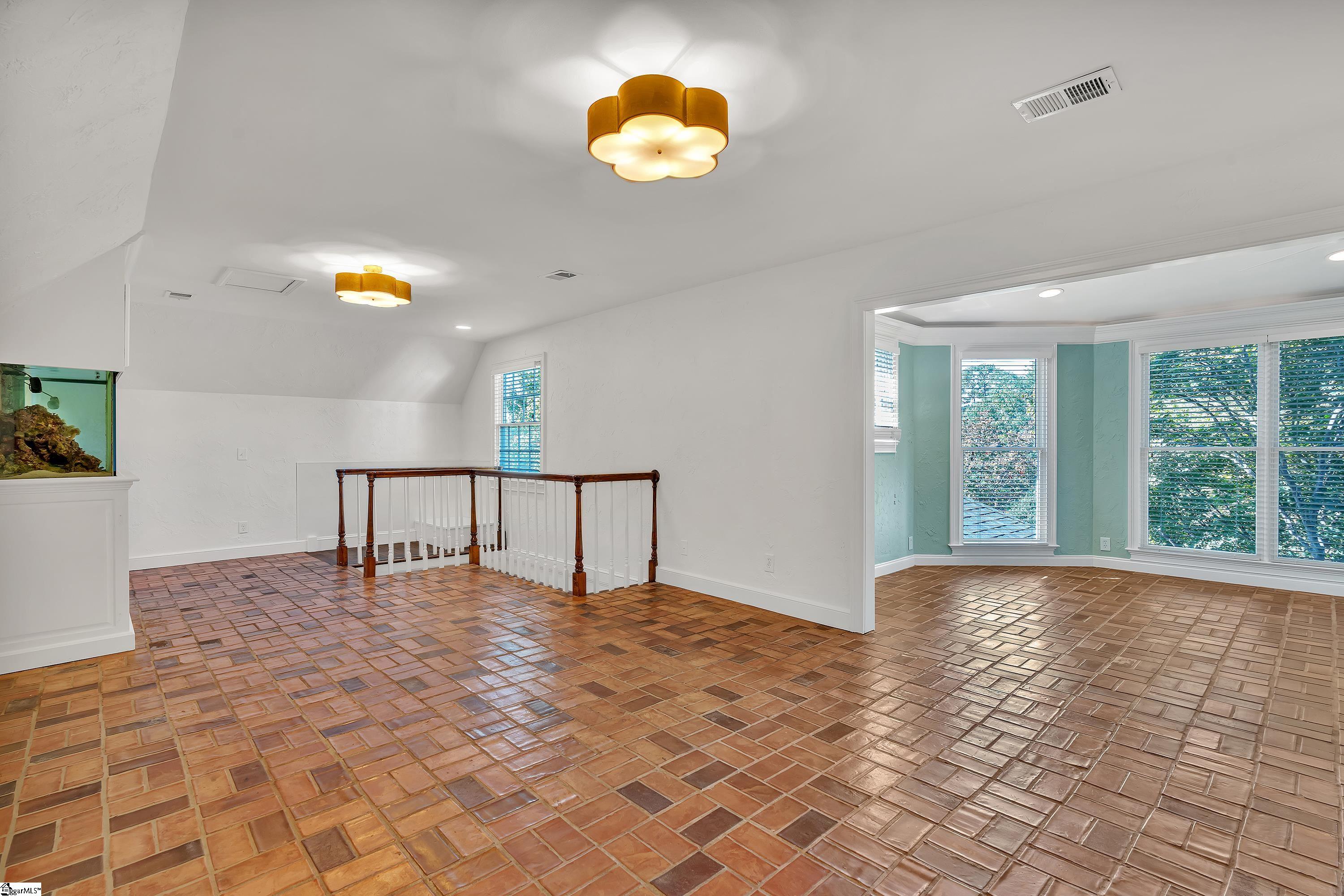 100 Holbrook Trail Property Photo 34