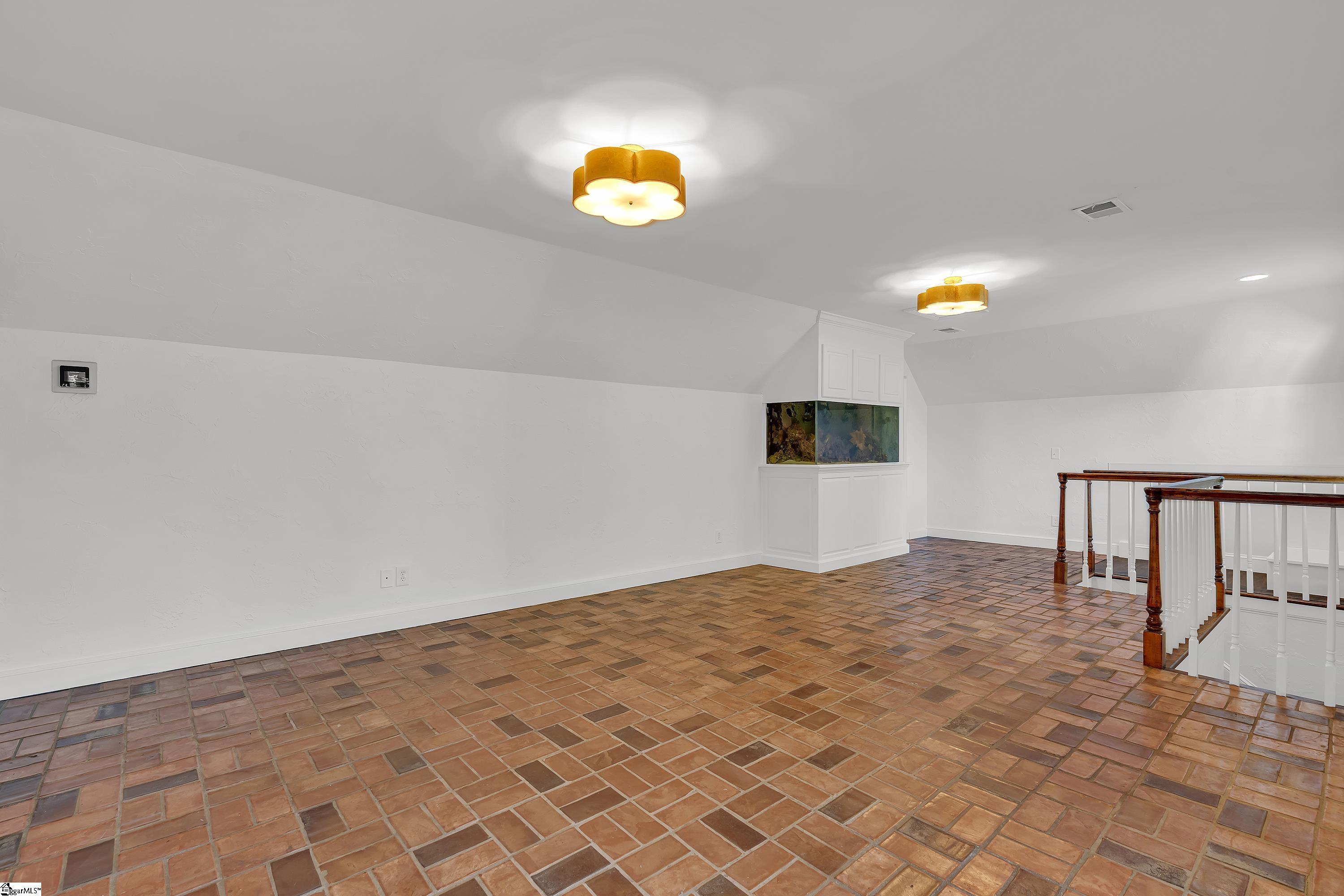 100 Holbrook Trail Property Photo 36