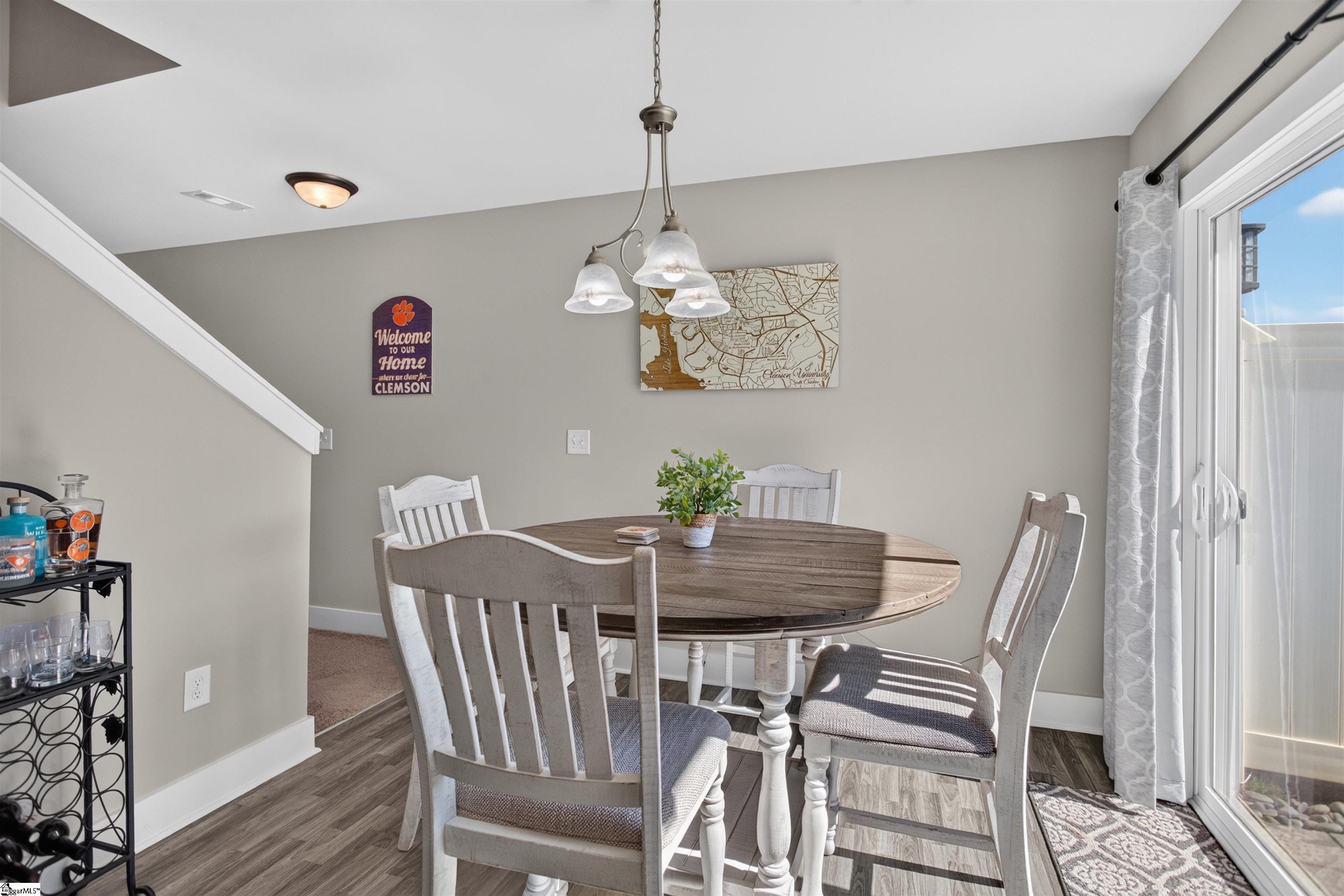 409 Bee Cove Way Property Photo 17