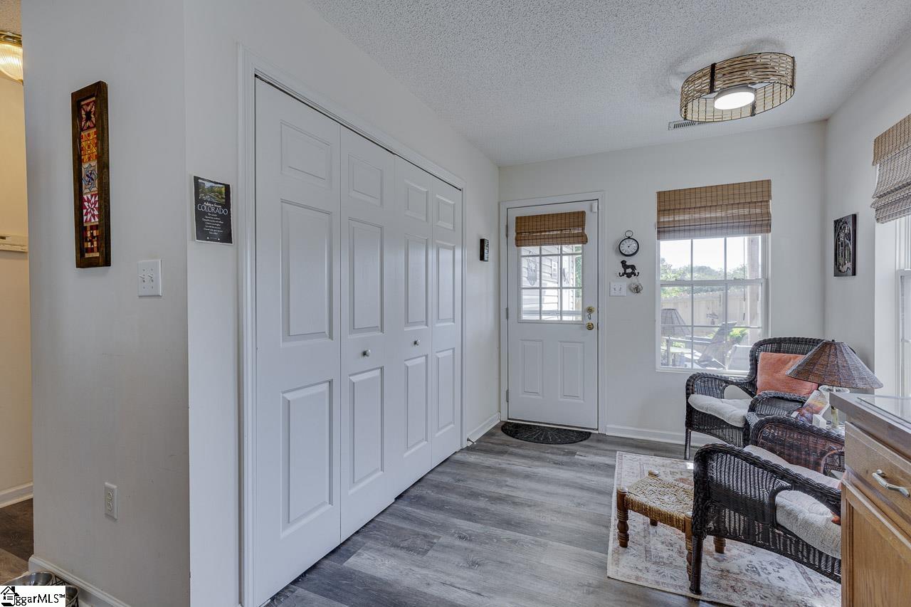 306 Woodruff Park Lane Property Photo 12