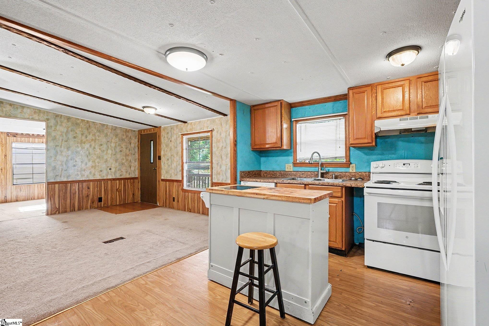 135 Liz Lane Property Photo 10