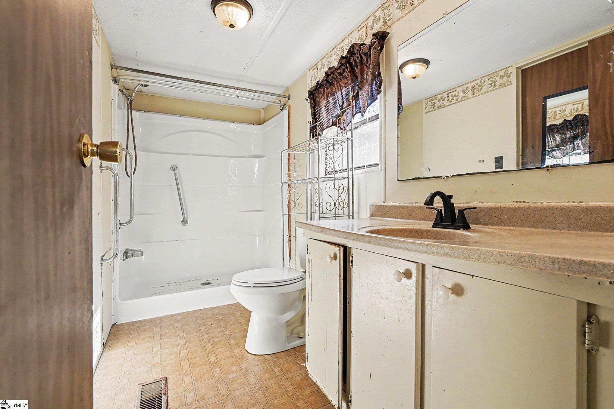 135 Liz Lane Property Photo 12