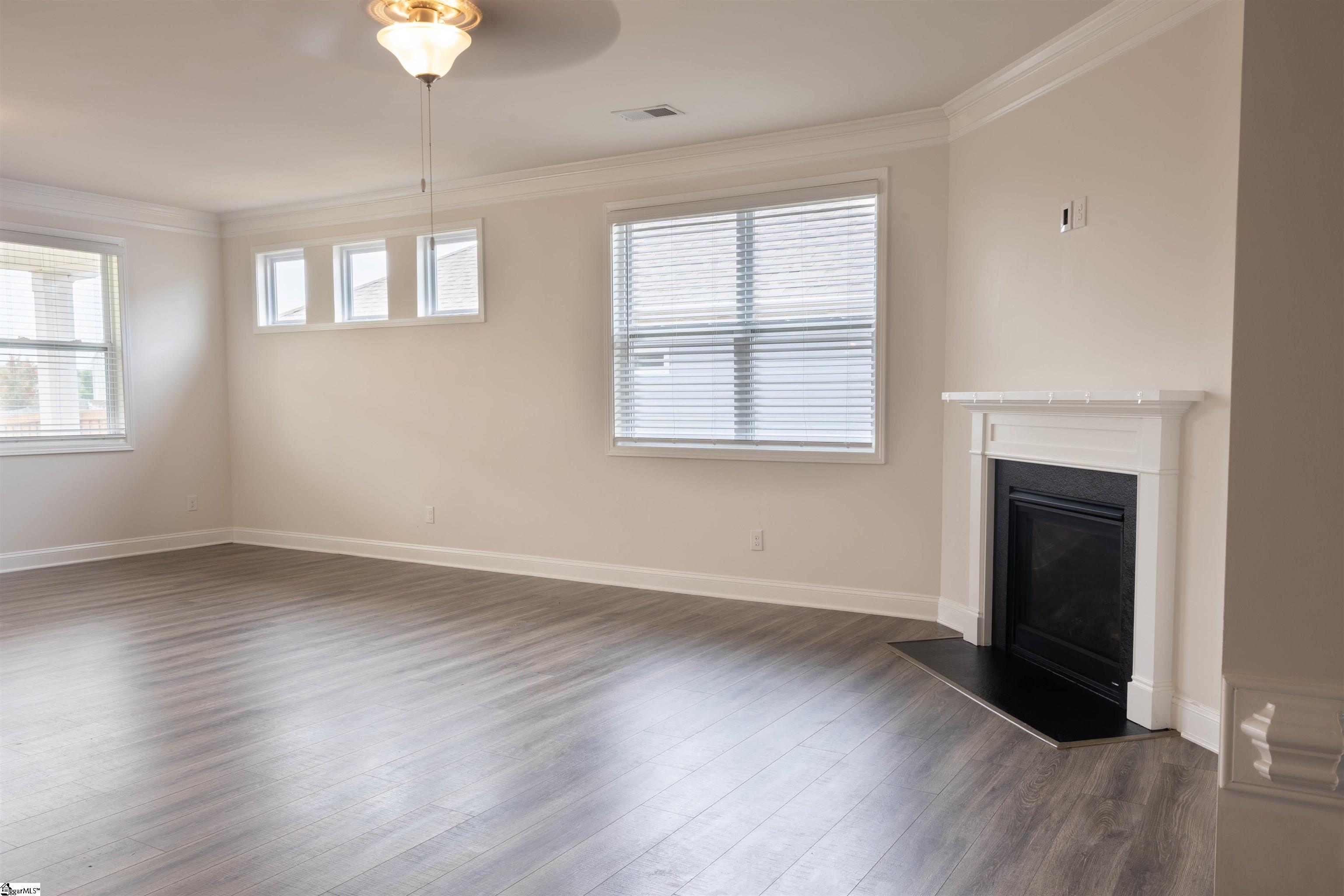 303 Pollyanna Drive Property Photo 14