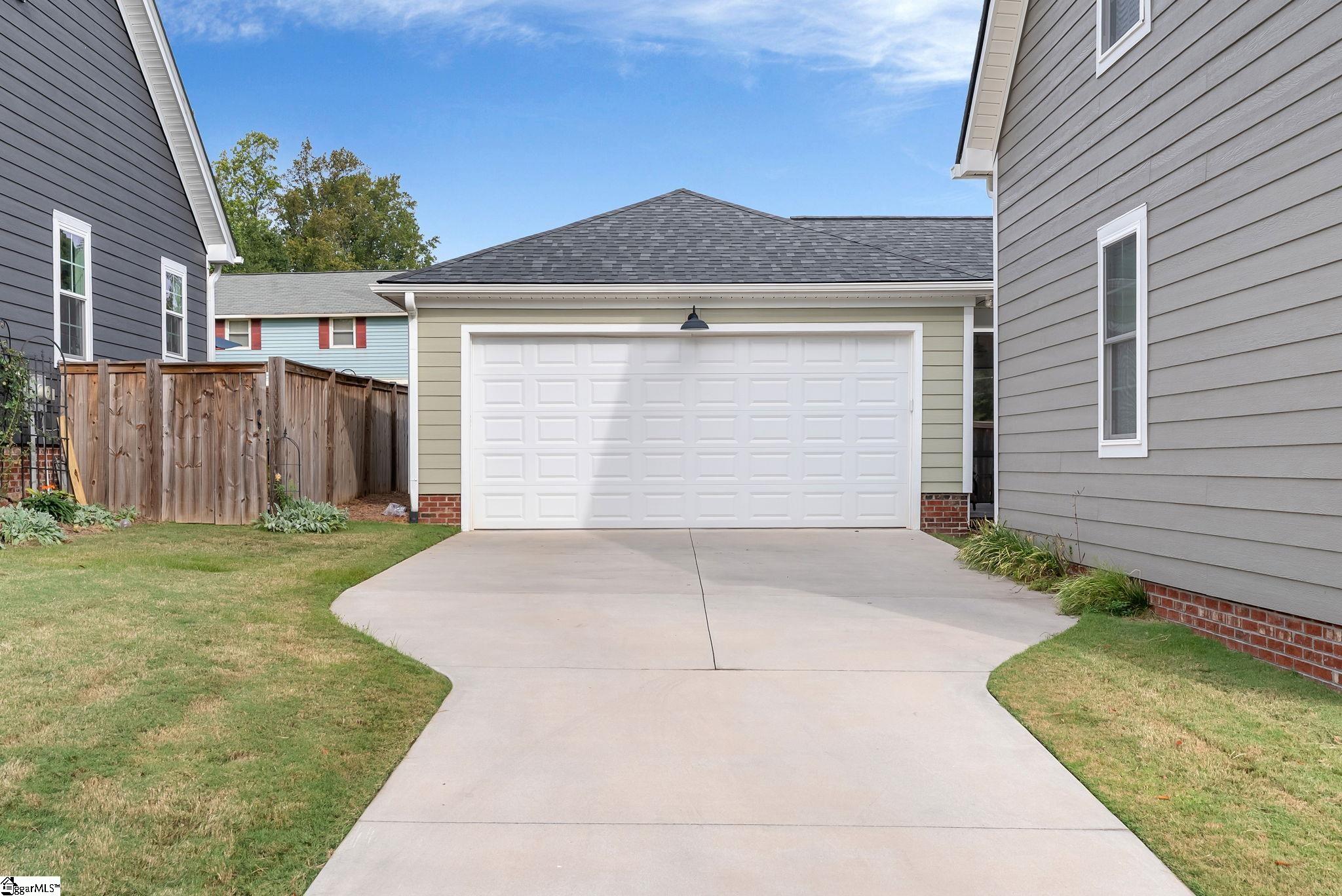 1b Love Drive Property Photo 30