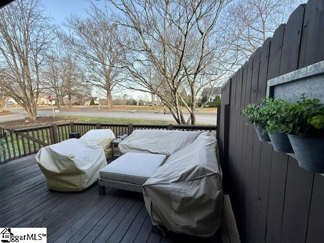 101a Sunningdale Court Property Photo 11